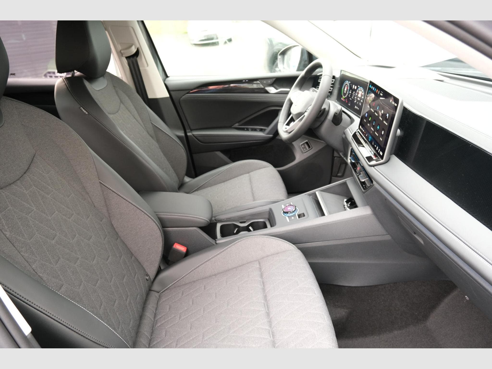 VW Tiguan eHybrid Life DCC (2026) - Foto 6
