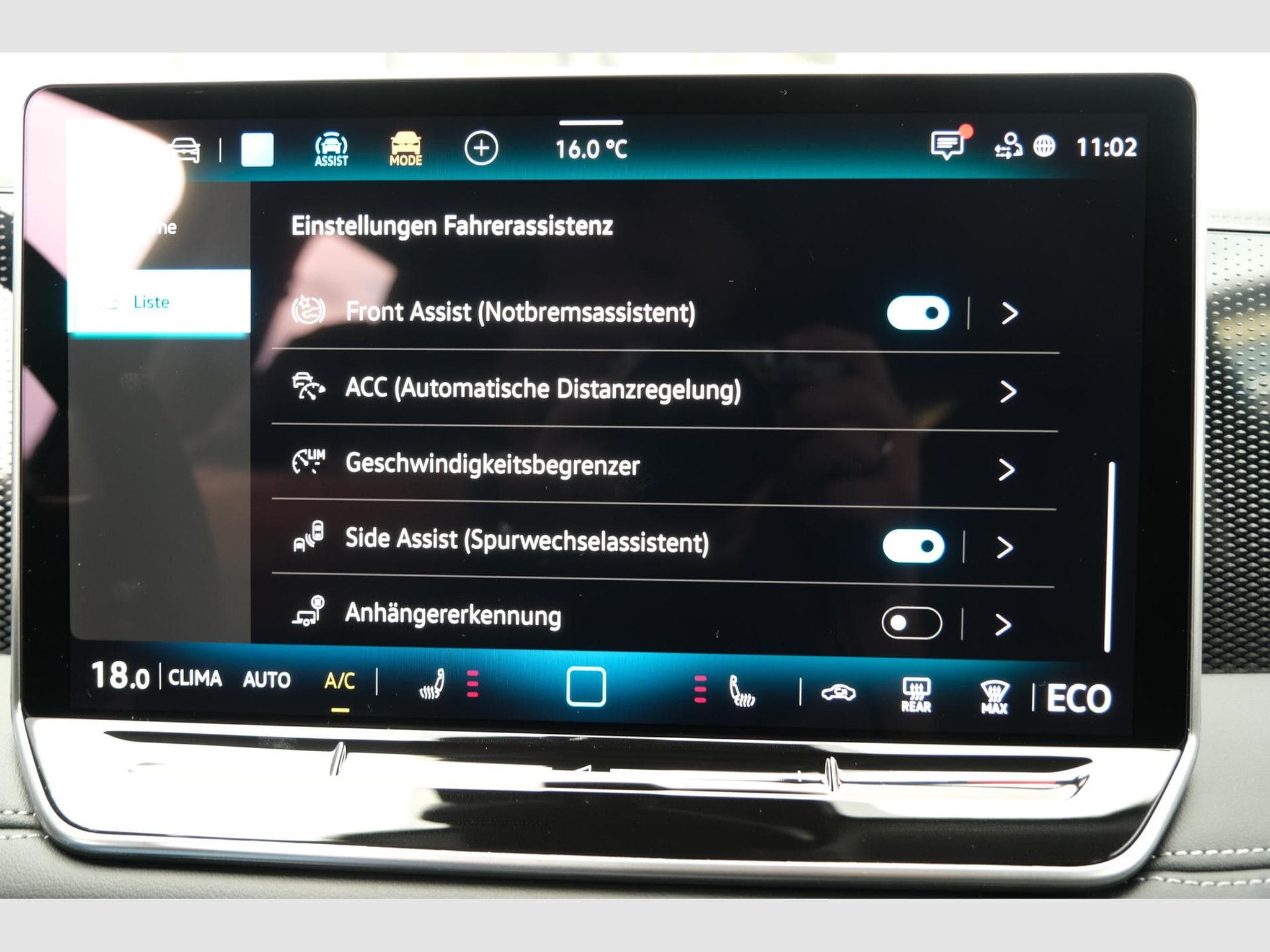 VW Tiguan eHybrid Life DCC (2026) - Foto 13