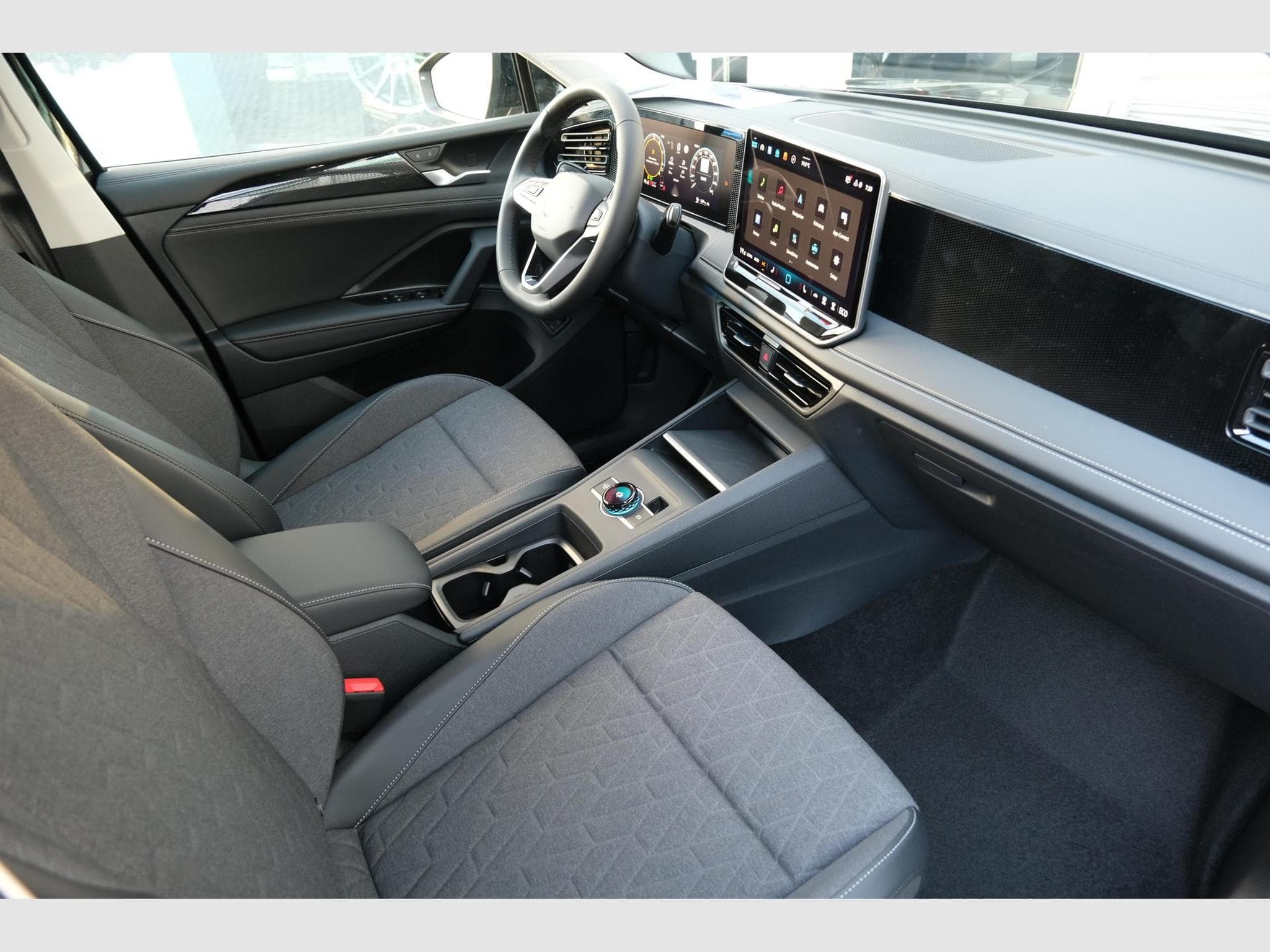 VW Tiguan eHybrid Life DCC (2026) - Foto 21
