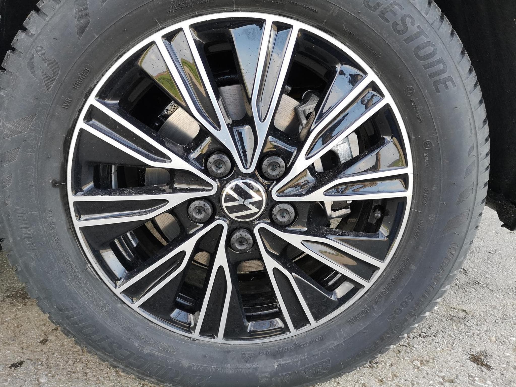 VW T7 2,0TDI DSG High (2026) - Photo 1