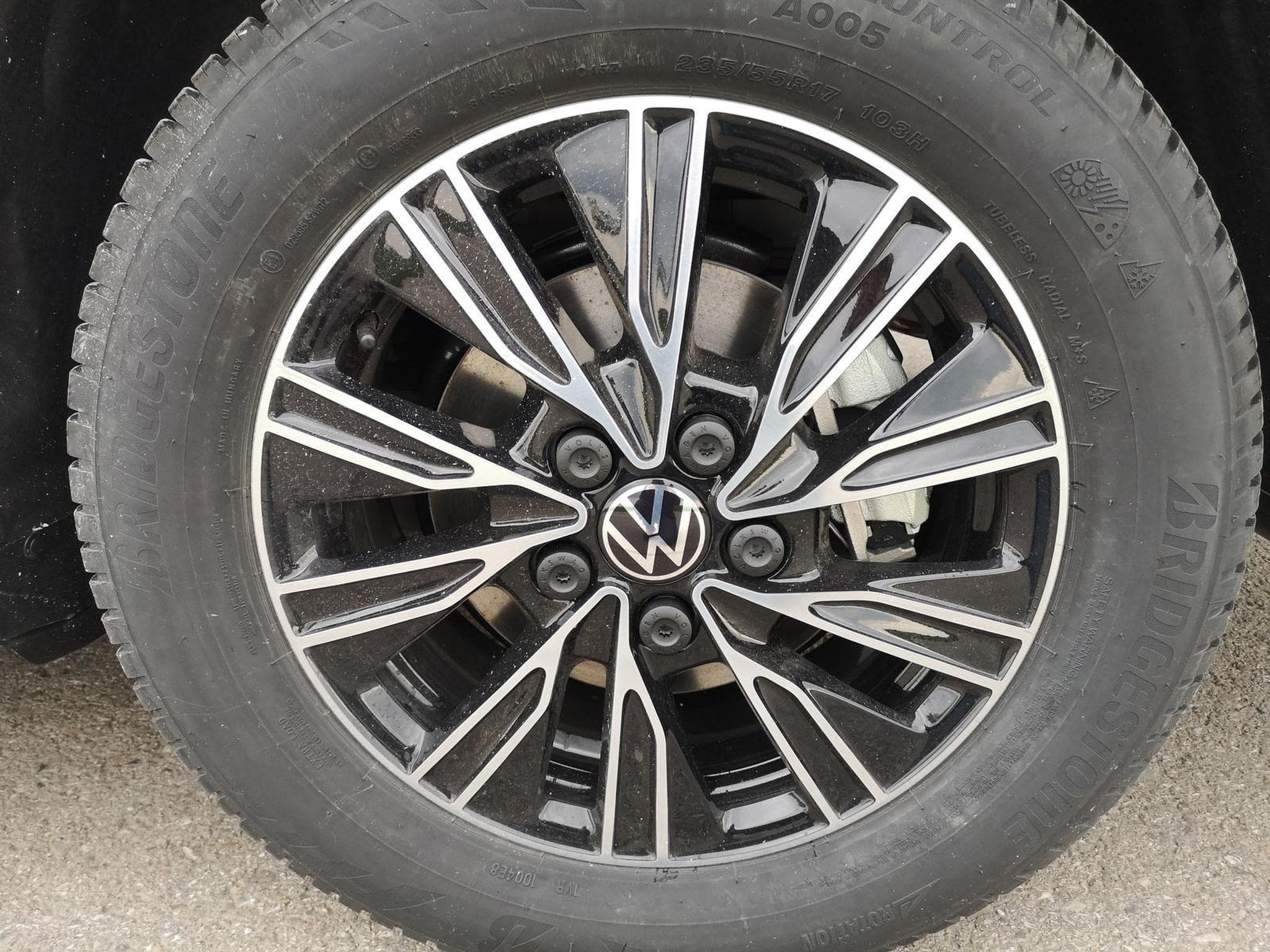 VW T7 2,0TDI DSG Lite (2026) - Photo 3