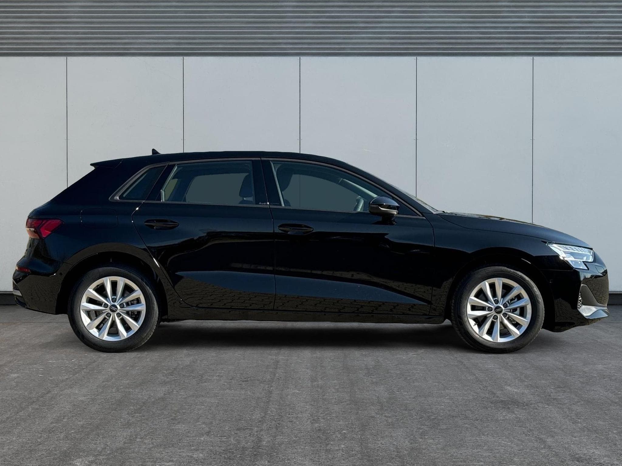 Audi A3 Sportback Basis (2026) - Foto 4