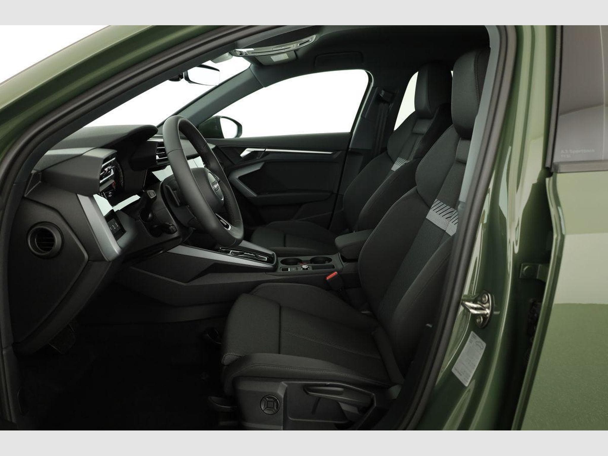 Audi A3 Sportback TFSI 110 kW S line (2026) - Photo 10