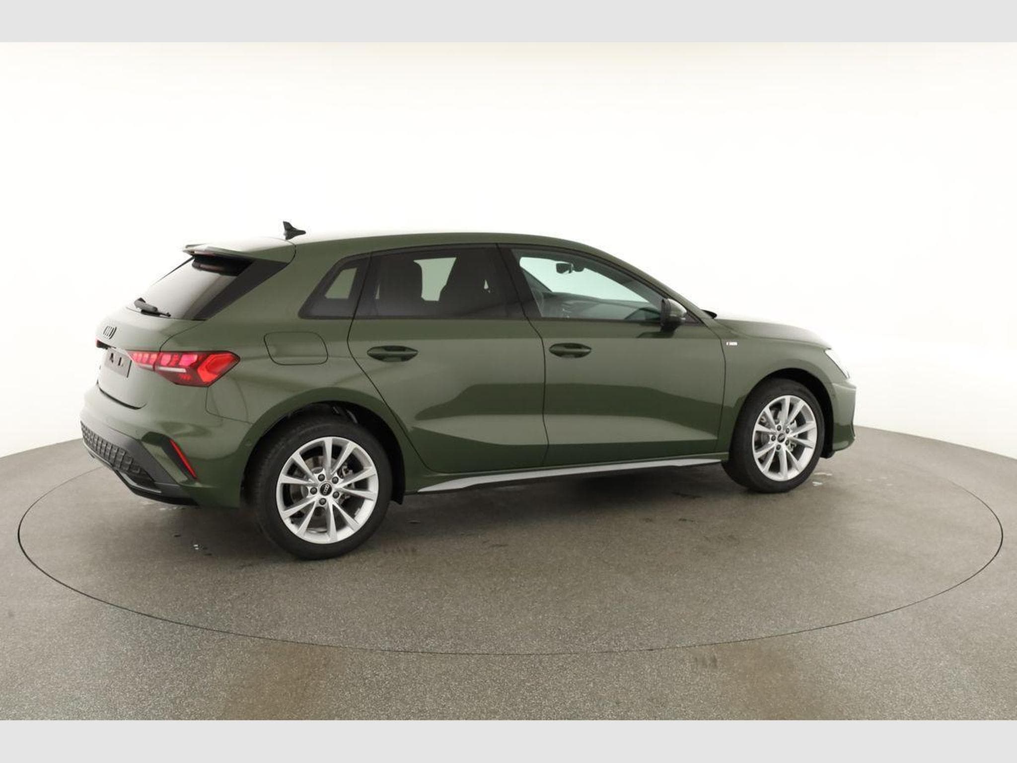 Audi A3 Sportback TFSI 110 kW S line (2026) - Photo 20