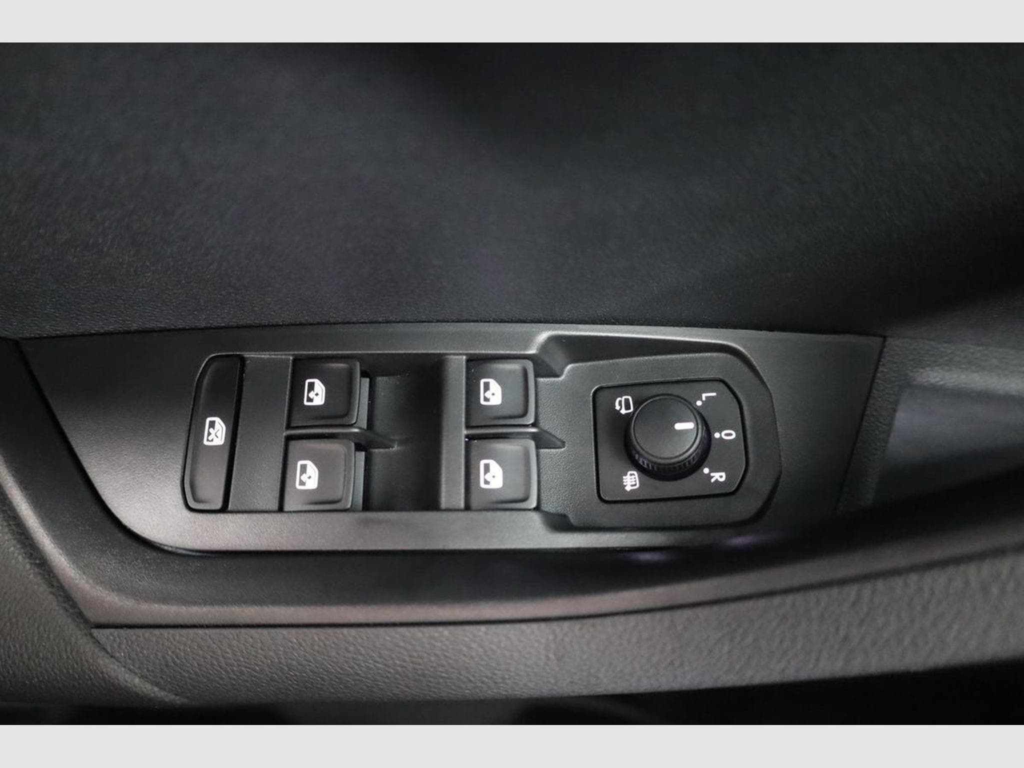 Skoda Karoq Sportline (2026) - Photo 7