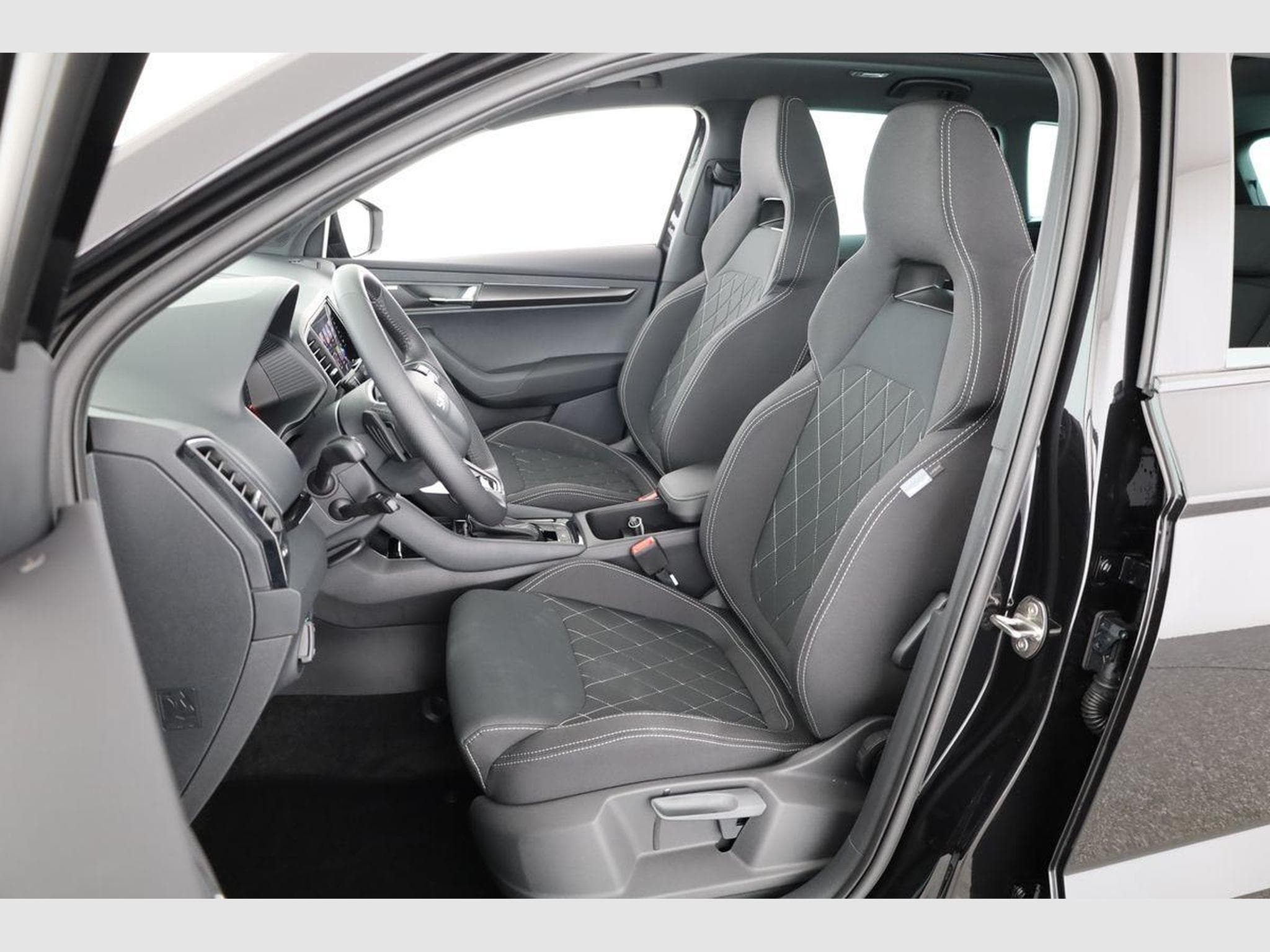 Skoda Karoq Sportline (2026) - Photo 12