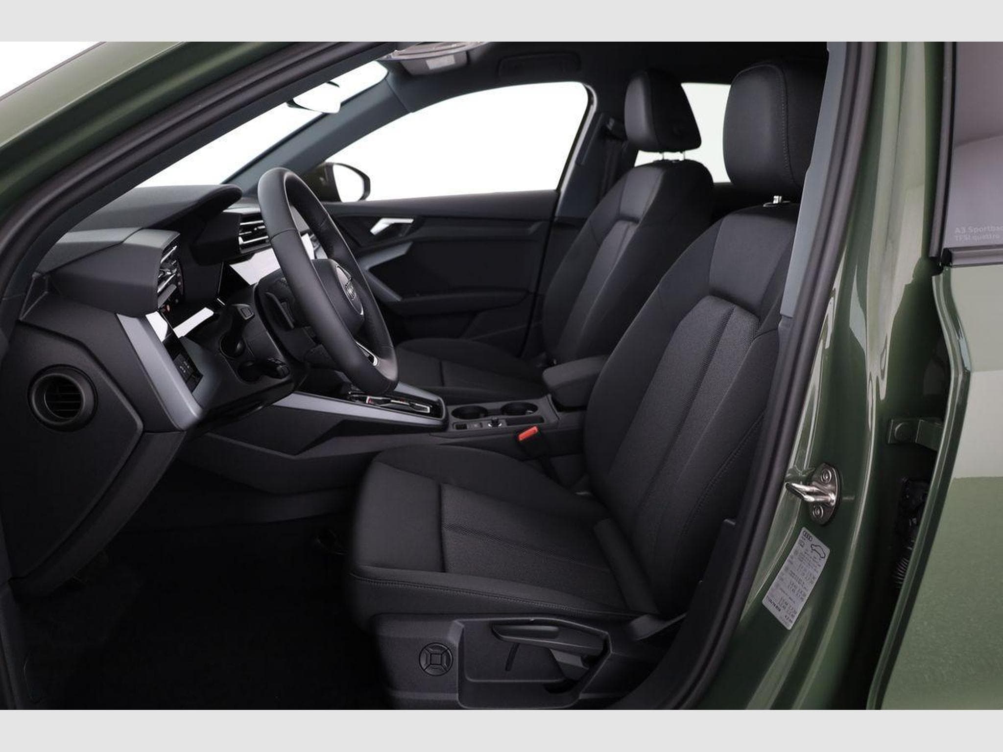 Audi A3 Sportback TFSI quattro 150 kW S line (2026) - Photo 10