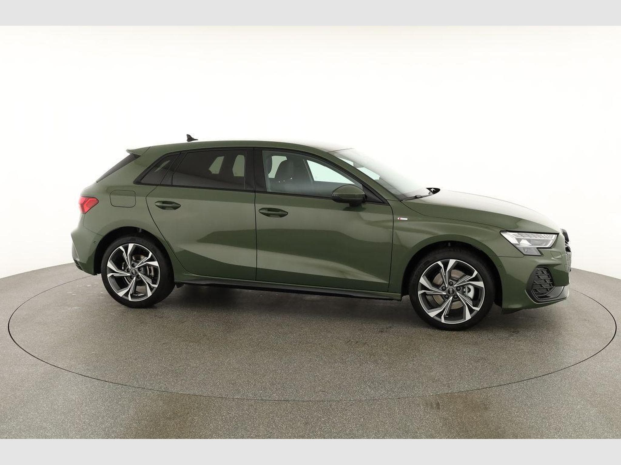 Audi A3 Sportback TFSI quattro 150 kW S line (2026) - Photo 22