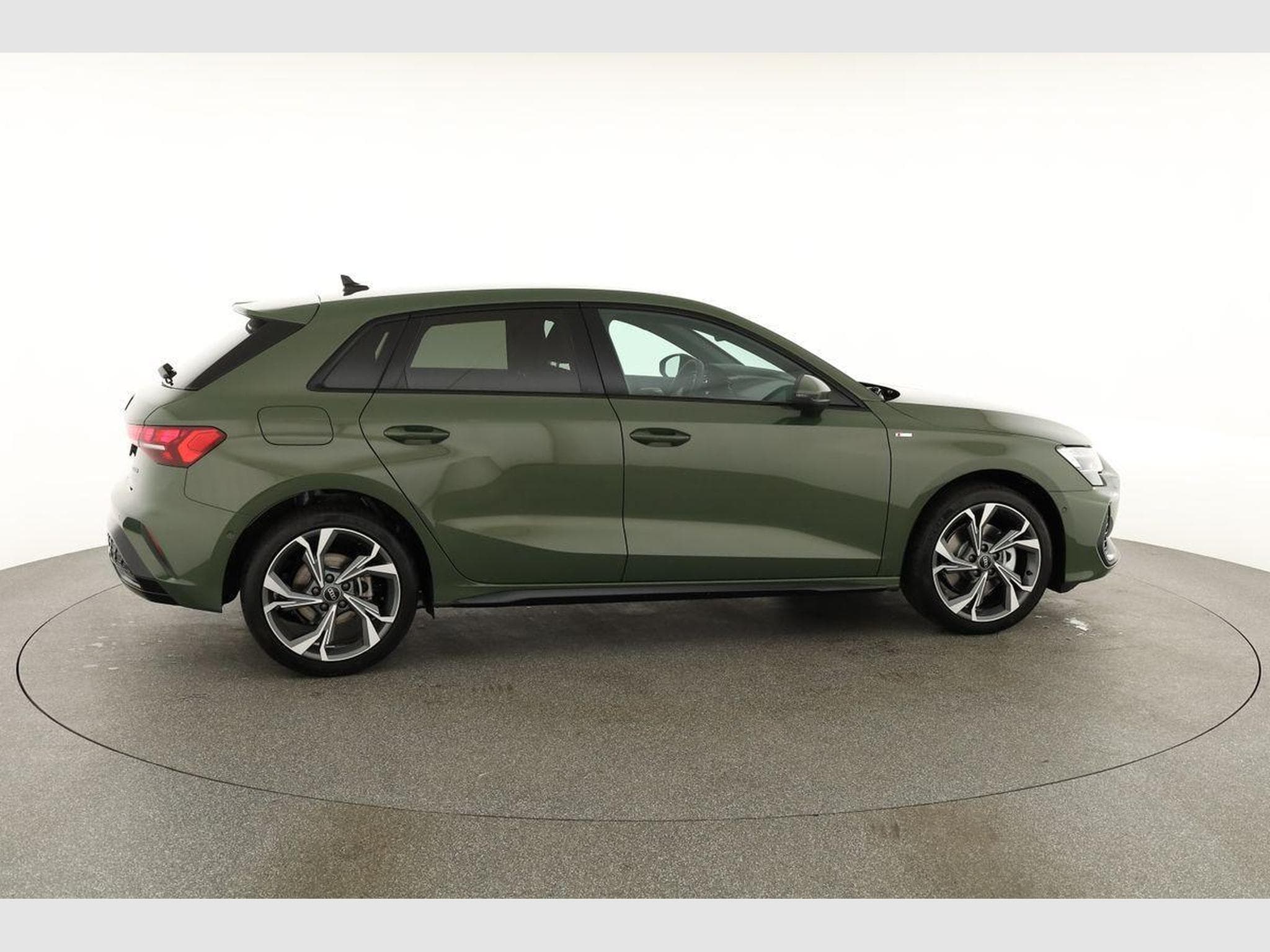 Audi A3 Sportback TFSI quattro 150 kW S line (2026) - Photo 20