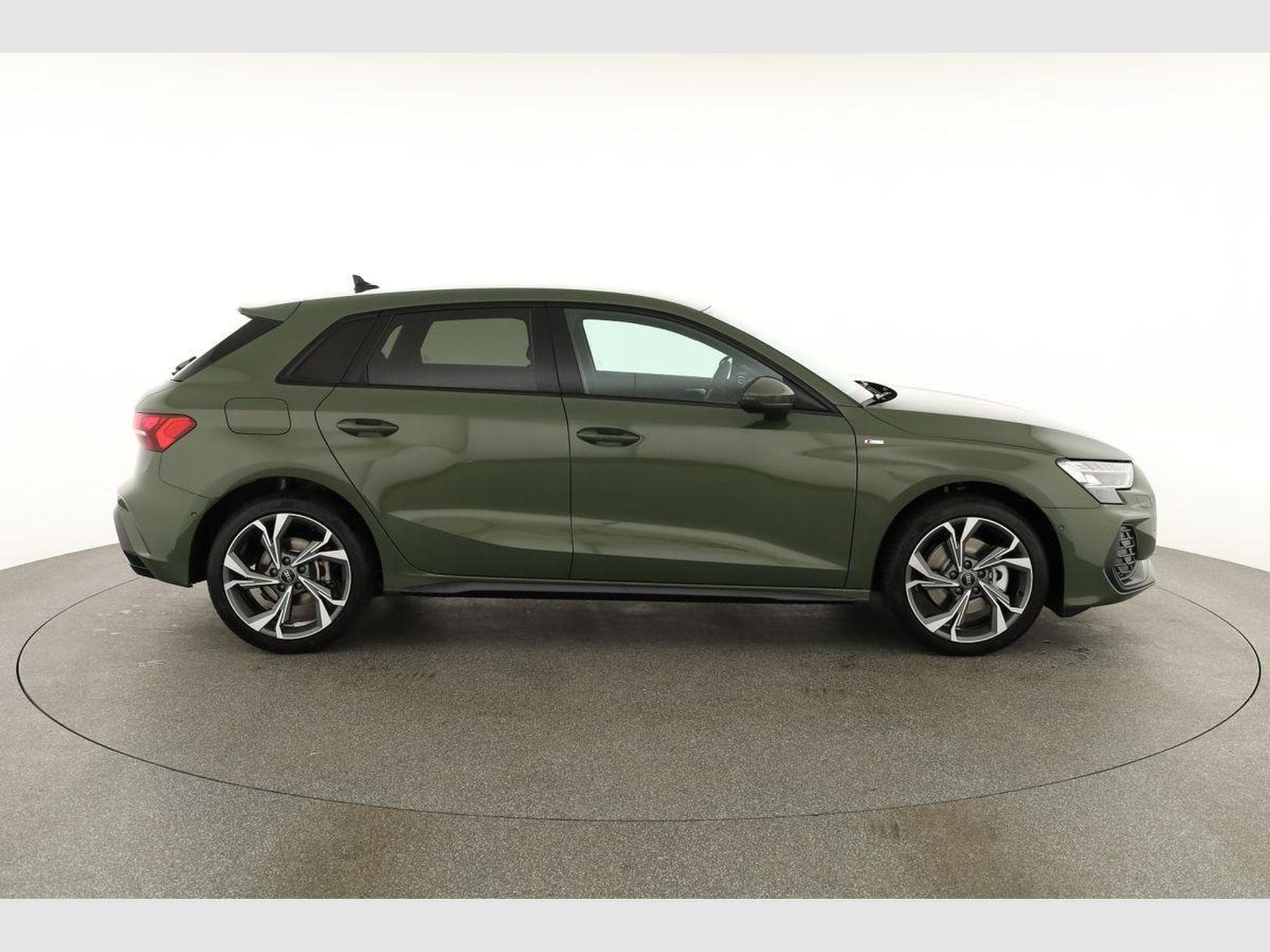Audi A3 Sportback TFSI quattro 150 kW S line (2026) - Photo 21
