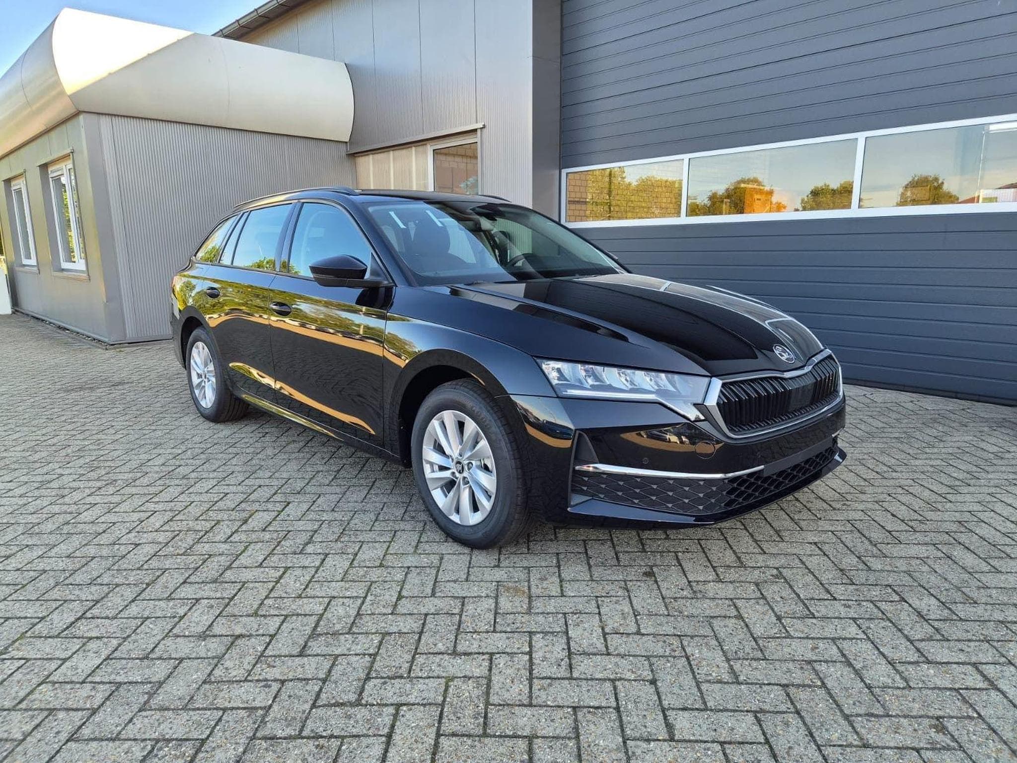 Skoda Octavia 1.5 TSI 150PS (2026) - Foto 7