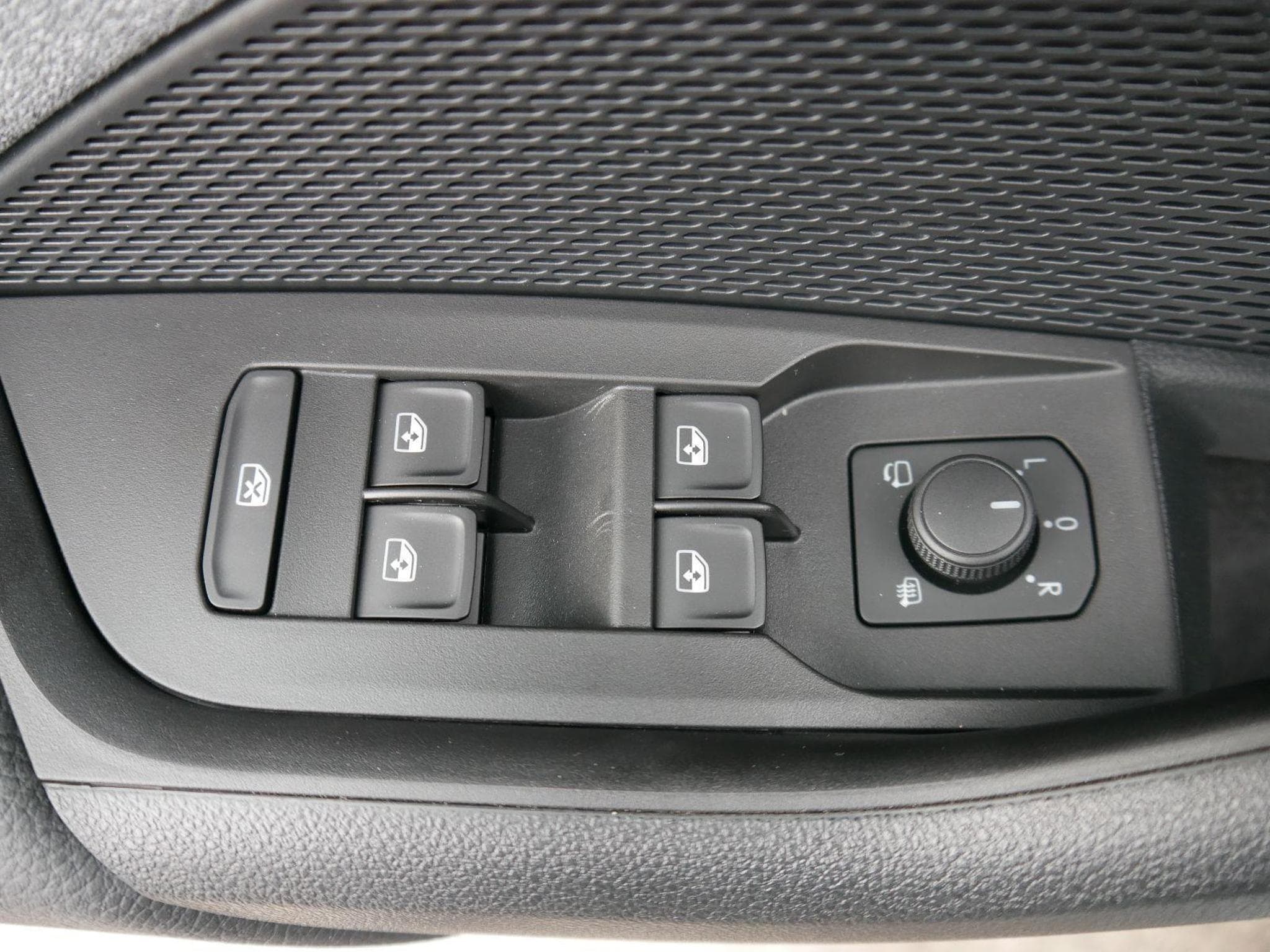 Skoda Octavia Selection (2026) - Photo 9