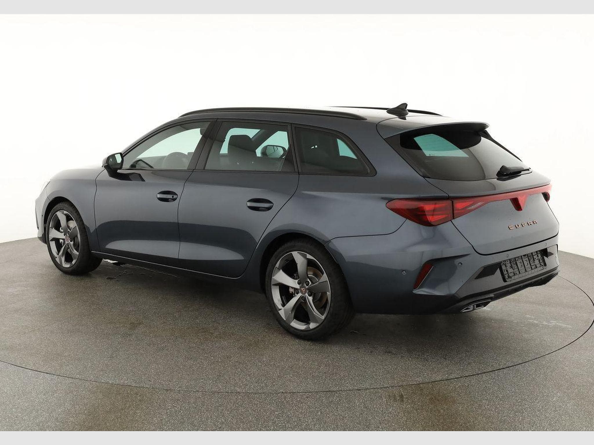 Cupra Leon 2.0 TSI 150 kW 4Drive (2026) - Photo 3