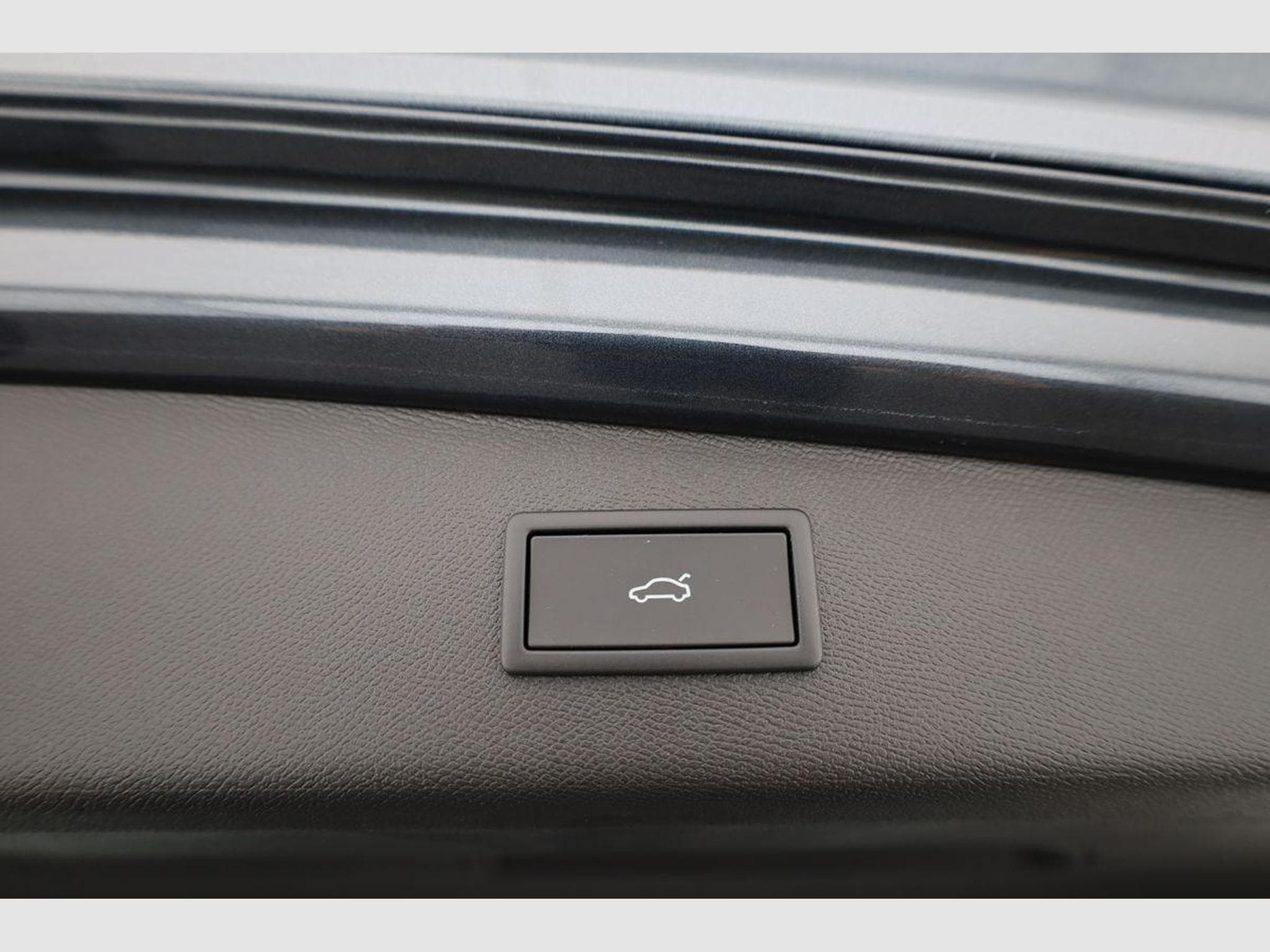 Cupra Leon 2.0 TSI 150 kW 4Drive (2026) - Photo 15