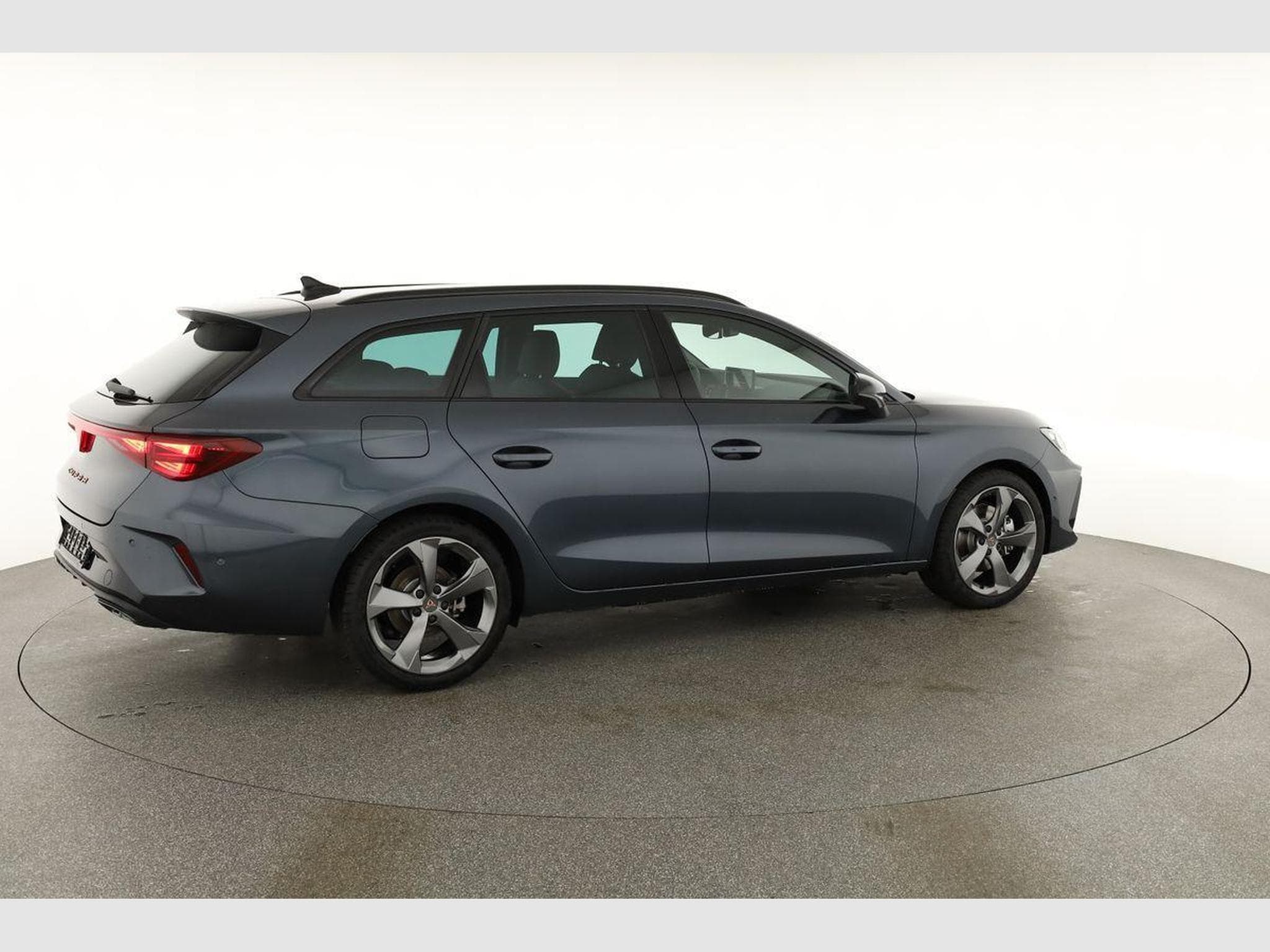 Cupra Leon 2.0 TSI 150 kW 4Drive (2026) - Photo 21