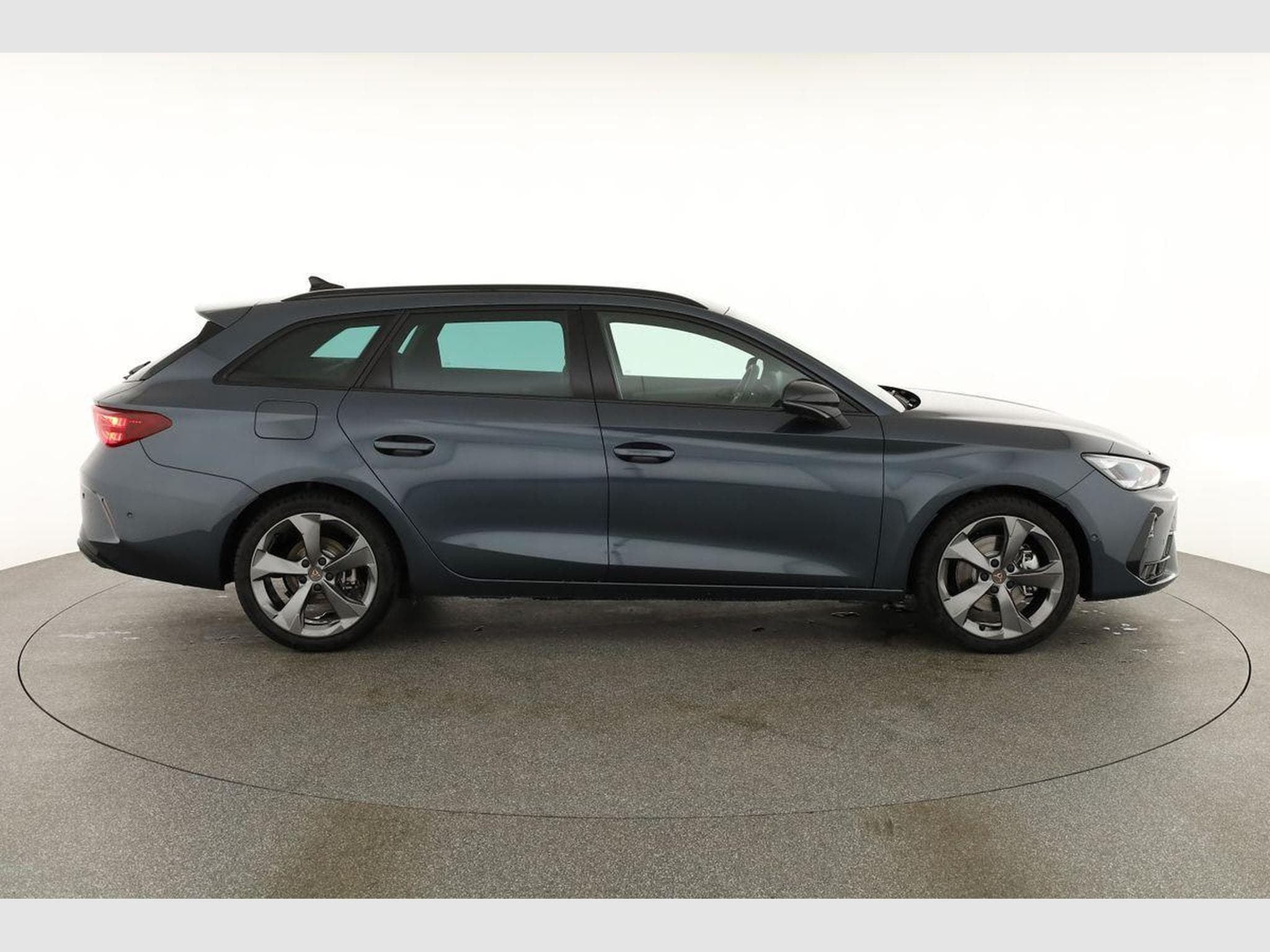Cupra Leon 2.0 TSI 150 kW 4Drive (2026) - Photo 23