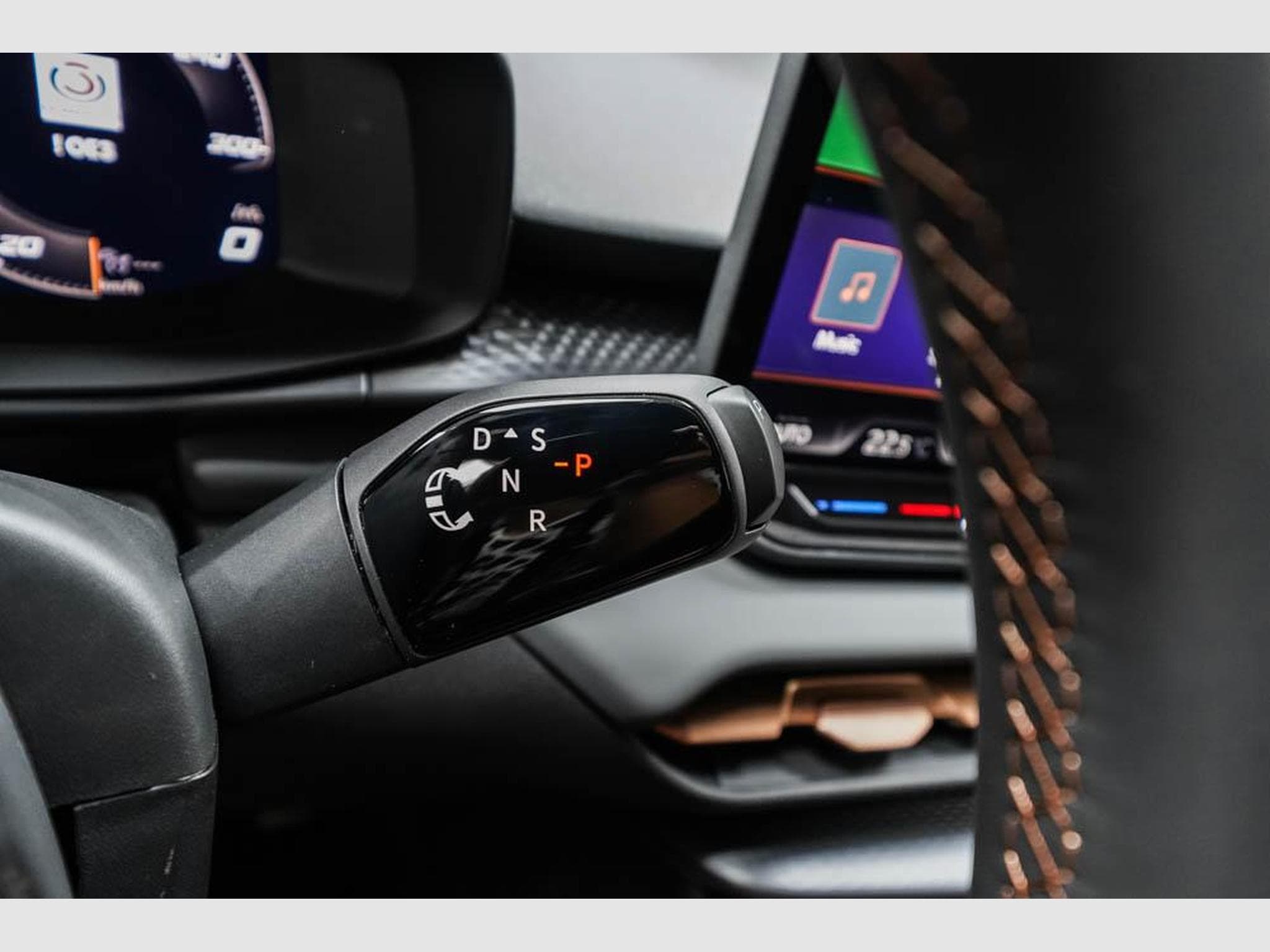Cupra Terramar 1,5 eTSI DSG (2026) - Photo 11