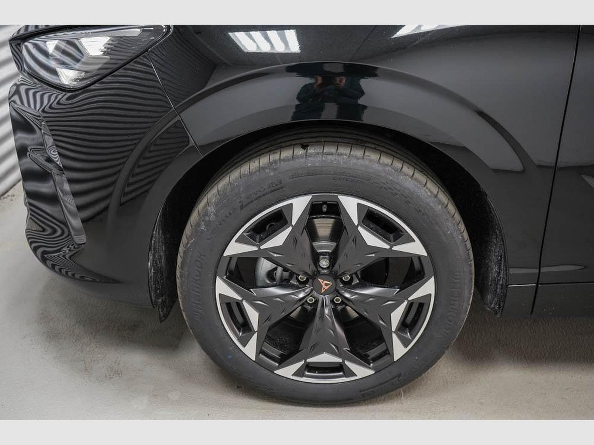 Cupra Terramar 1,5 eTSI DSG (2026) - Photo 5