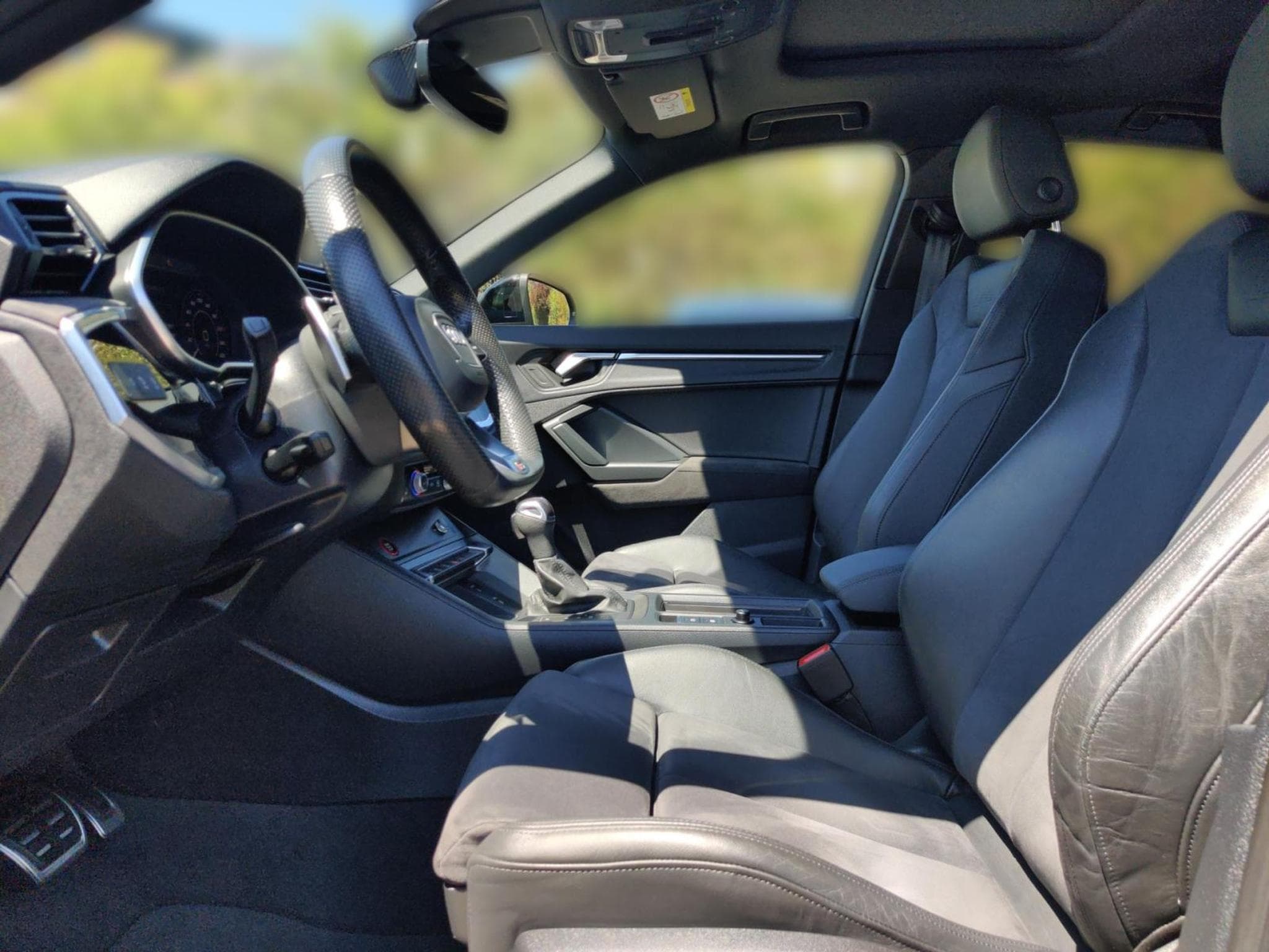 Audi RSQ3 Sportback (2023) - Photo 2