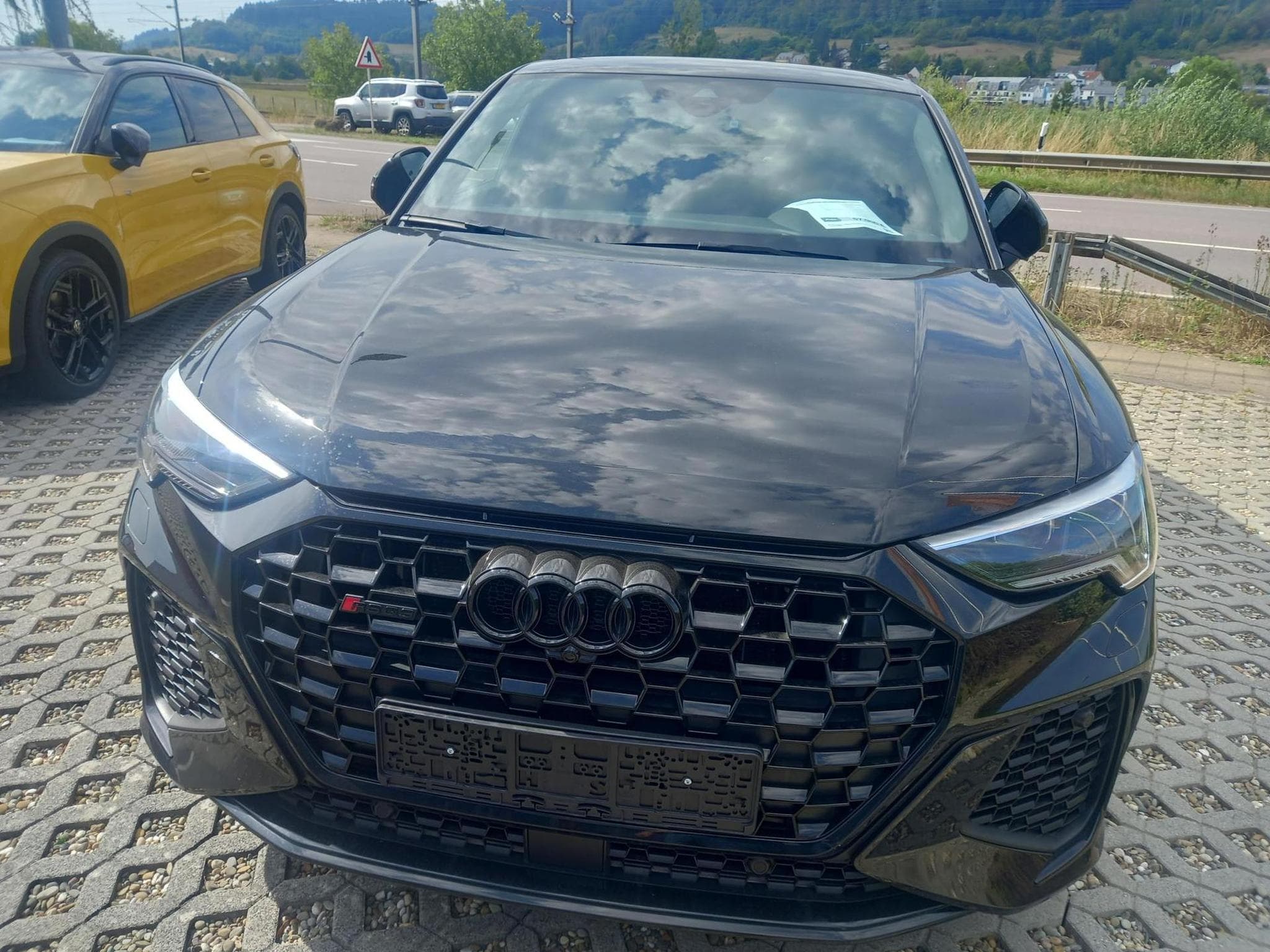 Audi RSQ3 Sportback (2023) - Photo 9