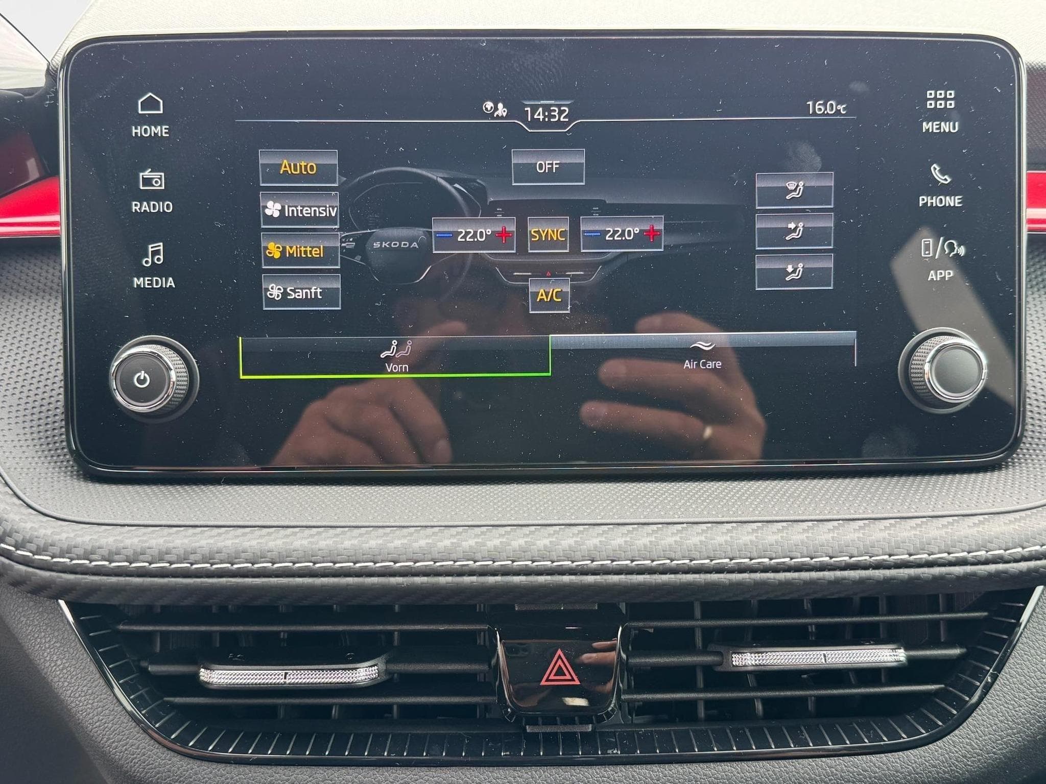 Skoda Fabia Monte Carlo (2026) - Photo 16