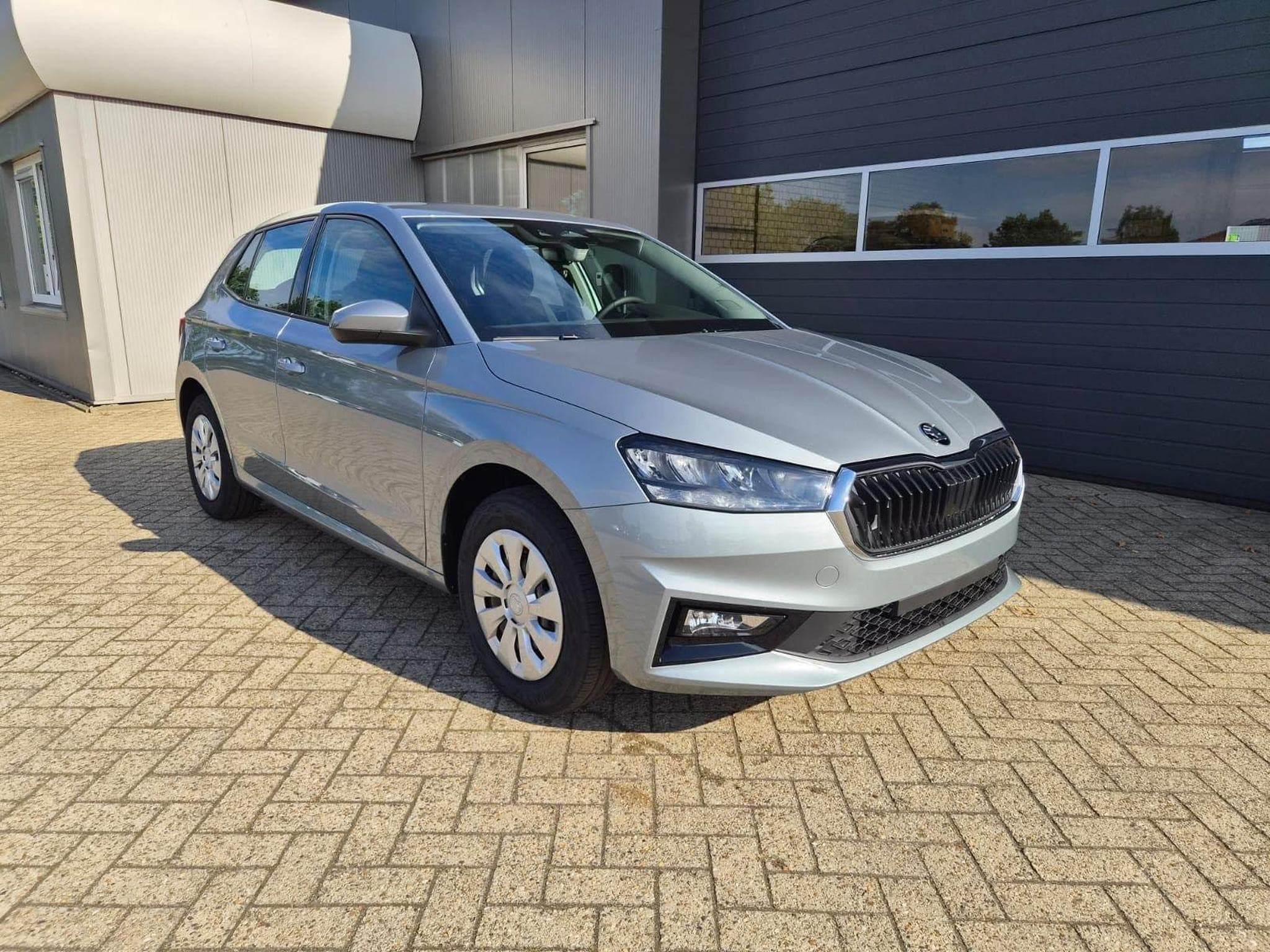 Skoda Fabia 1.0 TSI 95PS (2026) - Photo 6