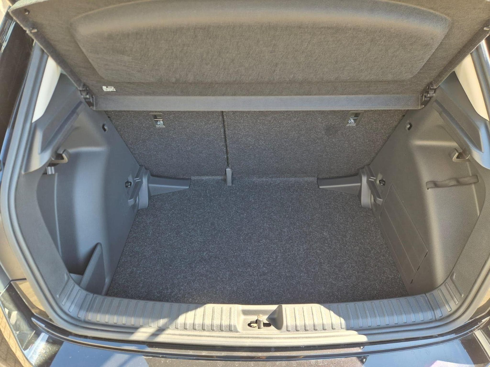Skoda Fabia 1.0 TSI 95PS (2026) - Photo 9