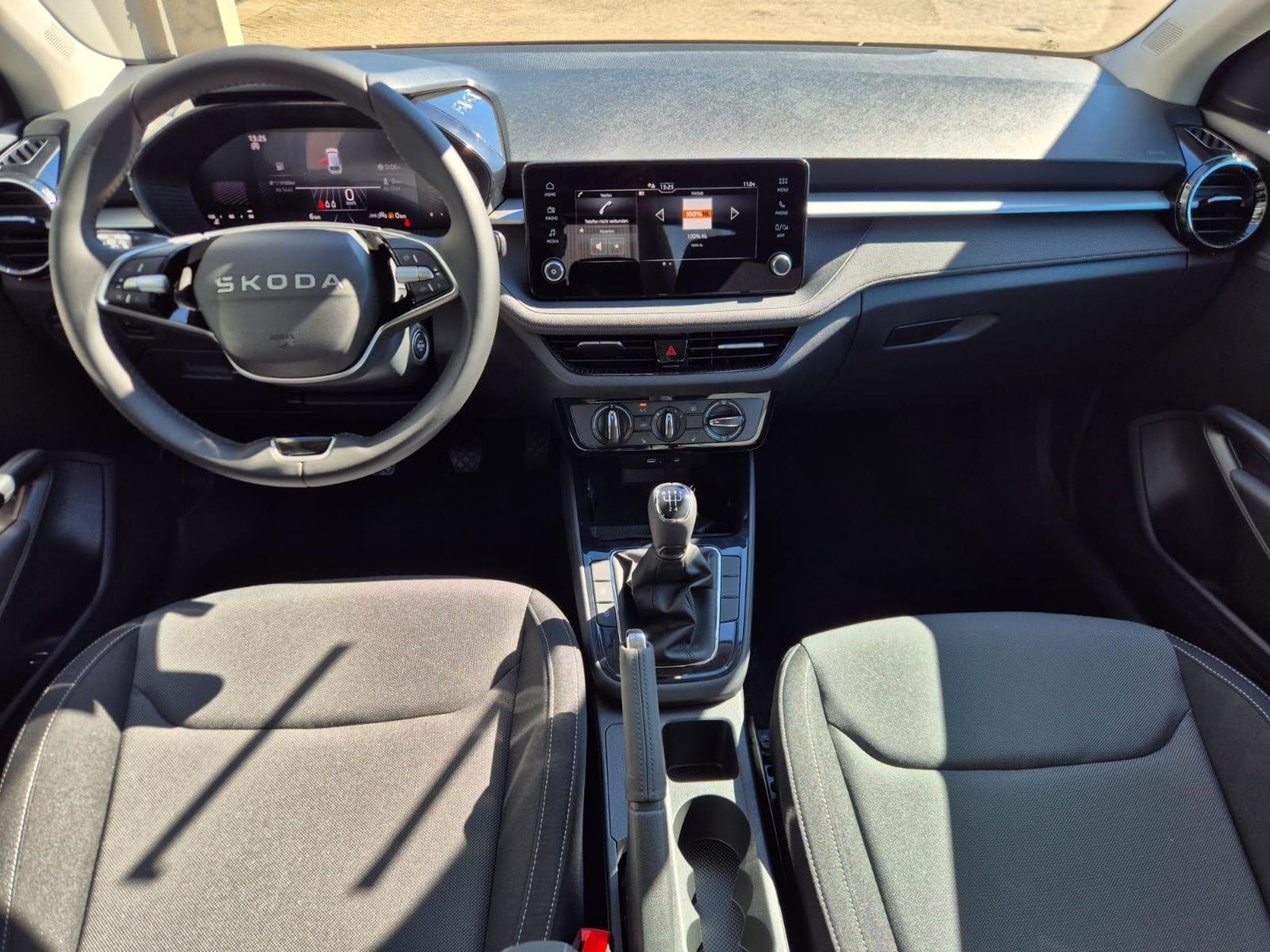 Skoda Fabia 1.0 TSI 95PS (2026) - Photo 10