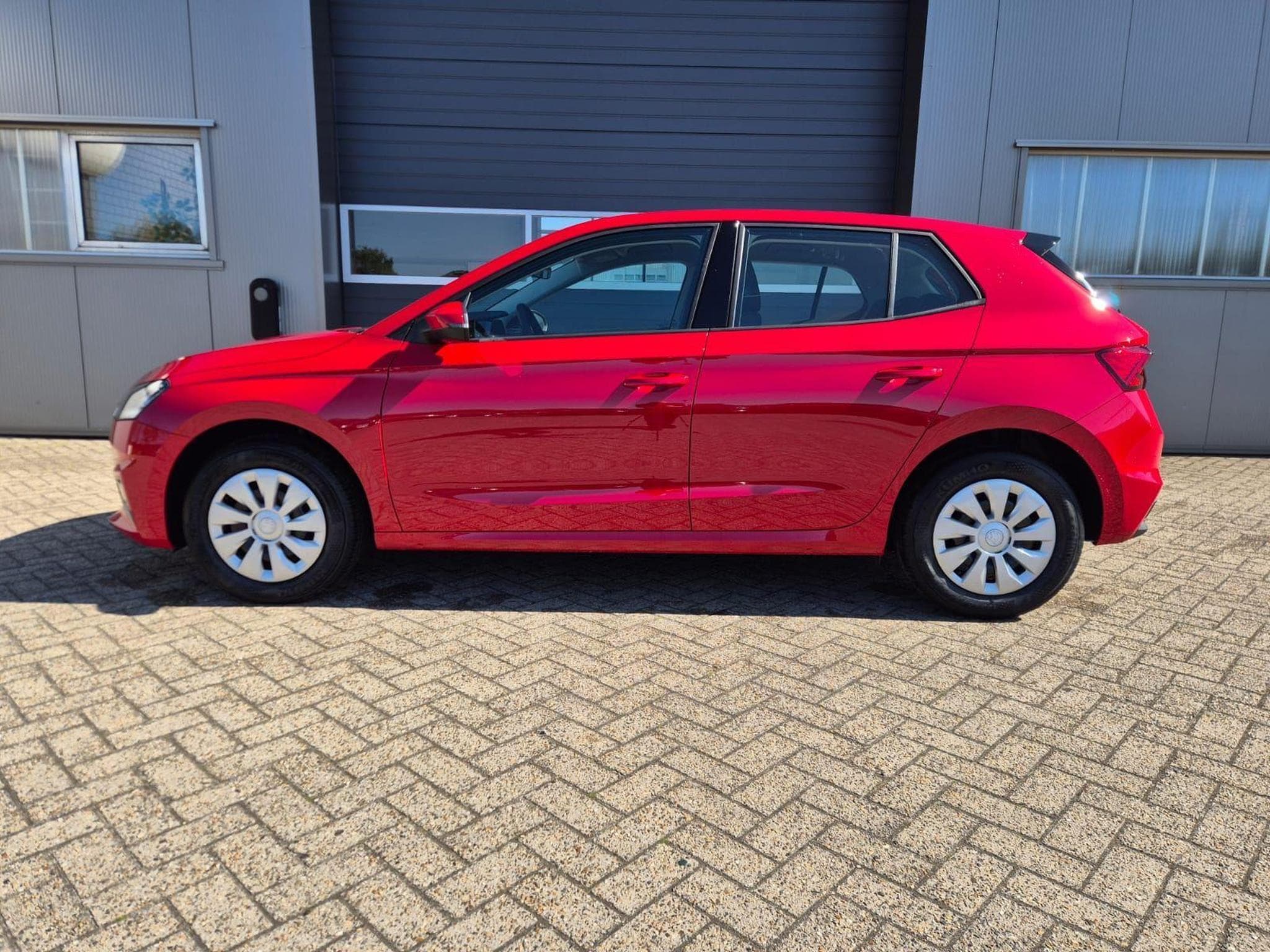 Skoda Fabia 1.0 TSI 95PS (2026) - Photo 1