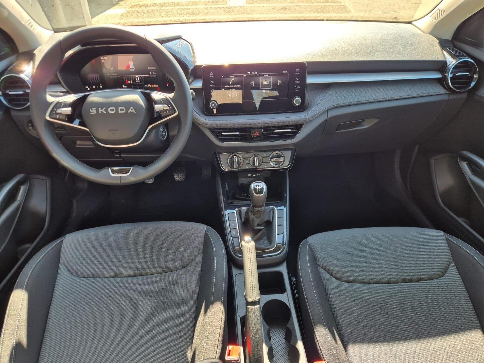 Skoda Fabia 1.0 TSI 95PS (2026) - Photo 10
