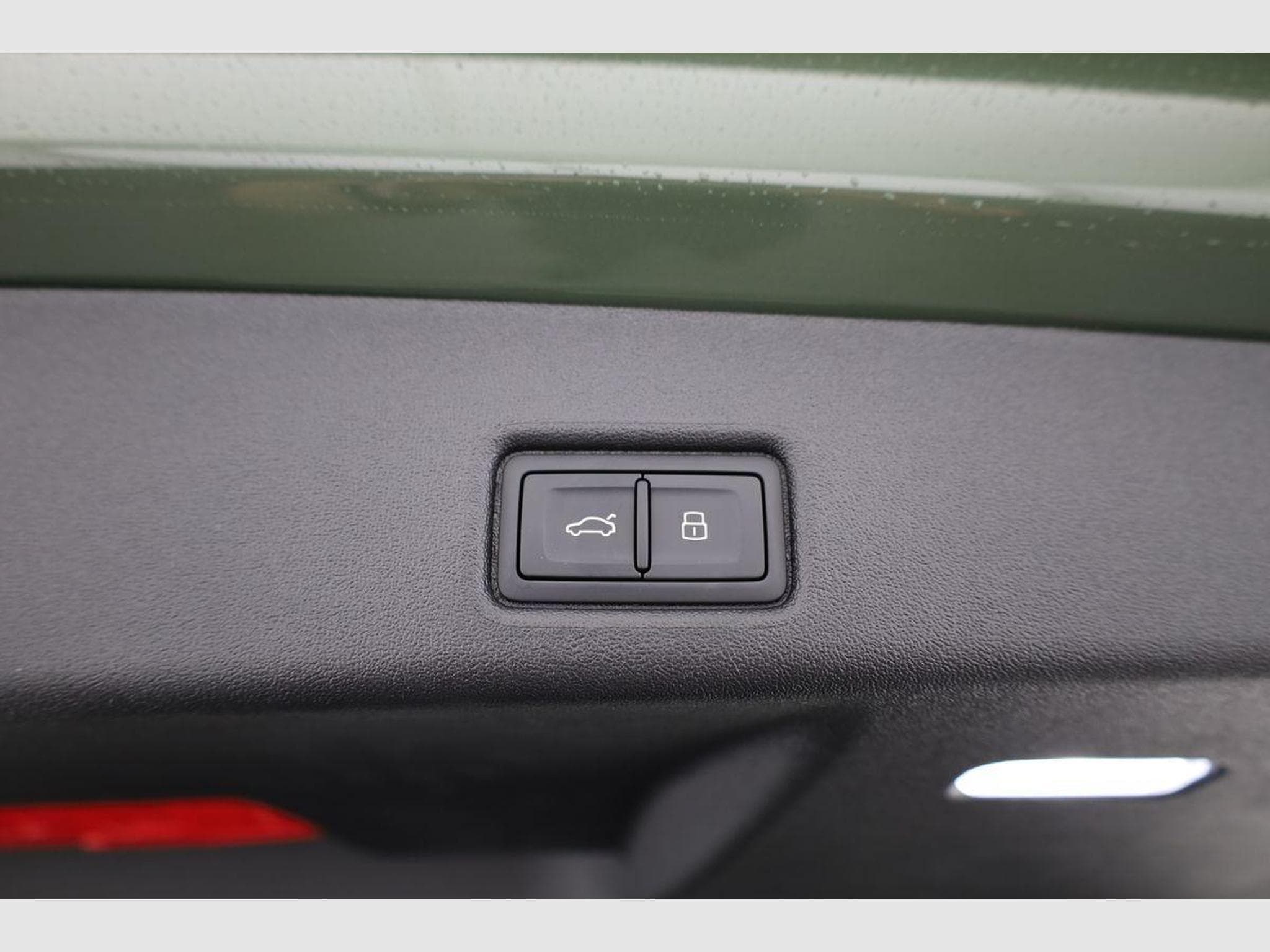 Audi Q5 3.0 TDI quattro 220 kW (2026) - Photo 15