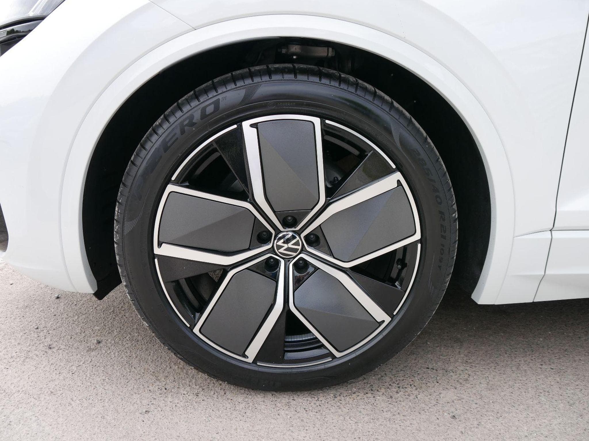 VW Touareg FINAL-EDITION (2026) - Foto 3