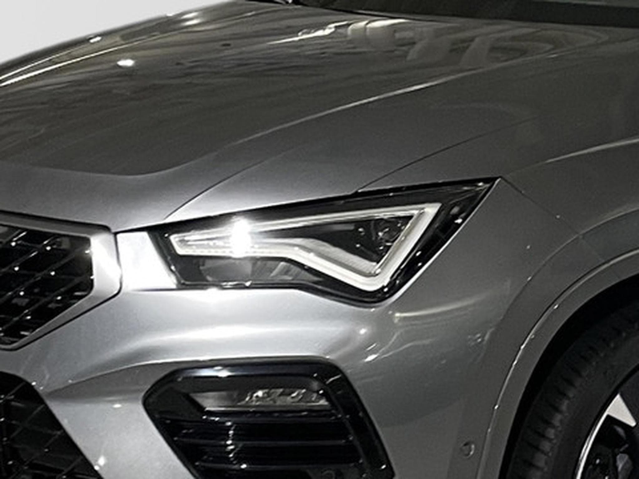 Cupra Ateca 2.0 TSI VZ 221kW DSG 4WD (2023) - Photo 23