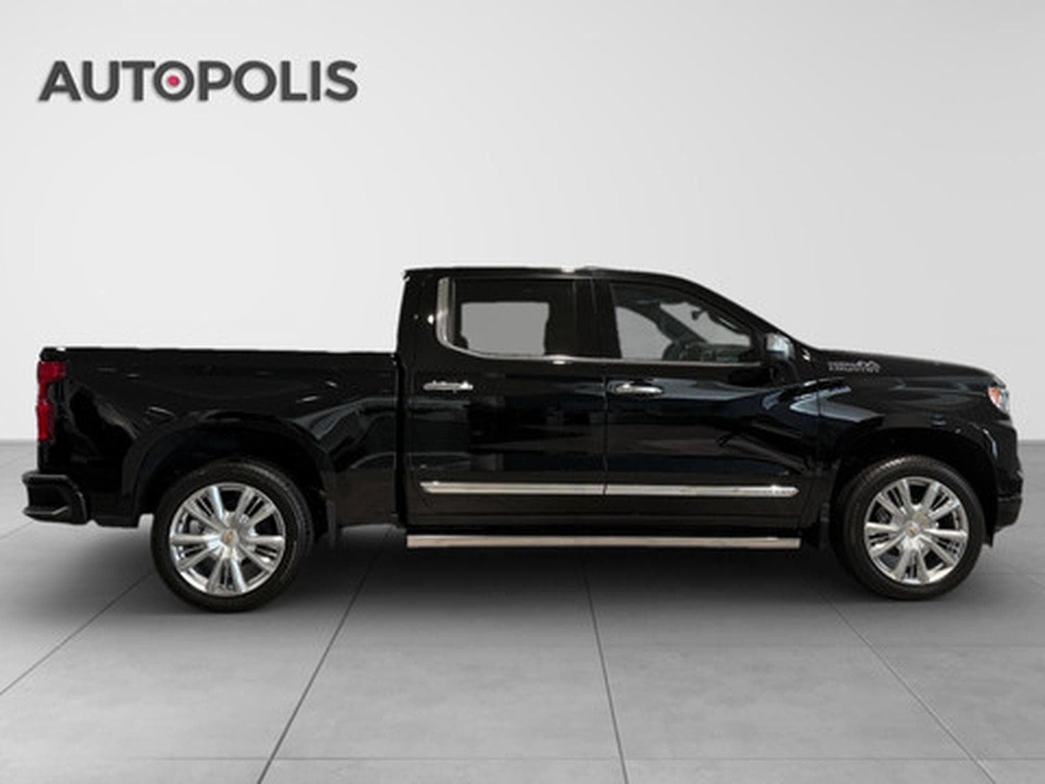 Chevrolet Silverado 1500 HIGH COUNTRY V8 6.2 (2026) - Photo 3