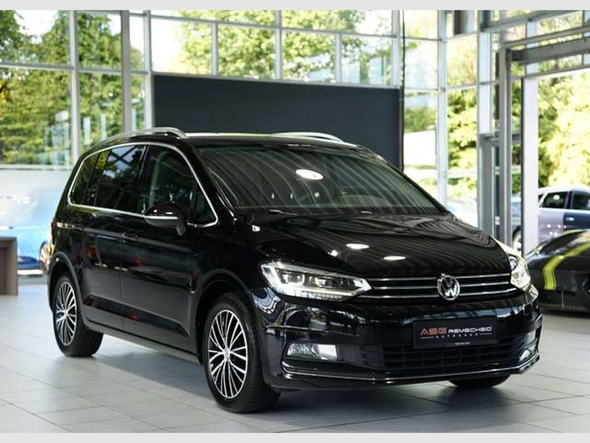 VW Touran Highline BMT *Massage *KAM *ACC *7-Sitzer (2016) - Photo 4
