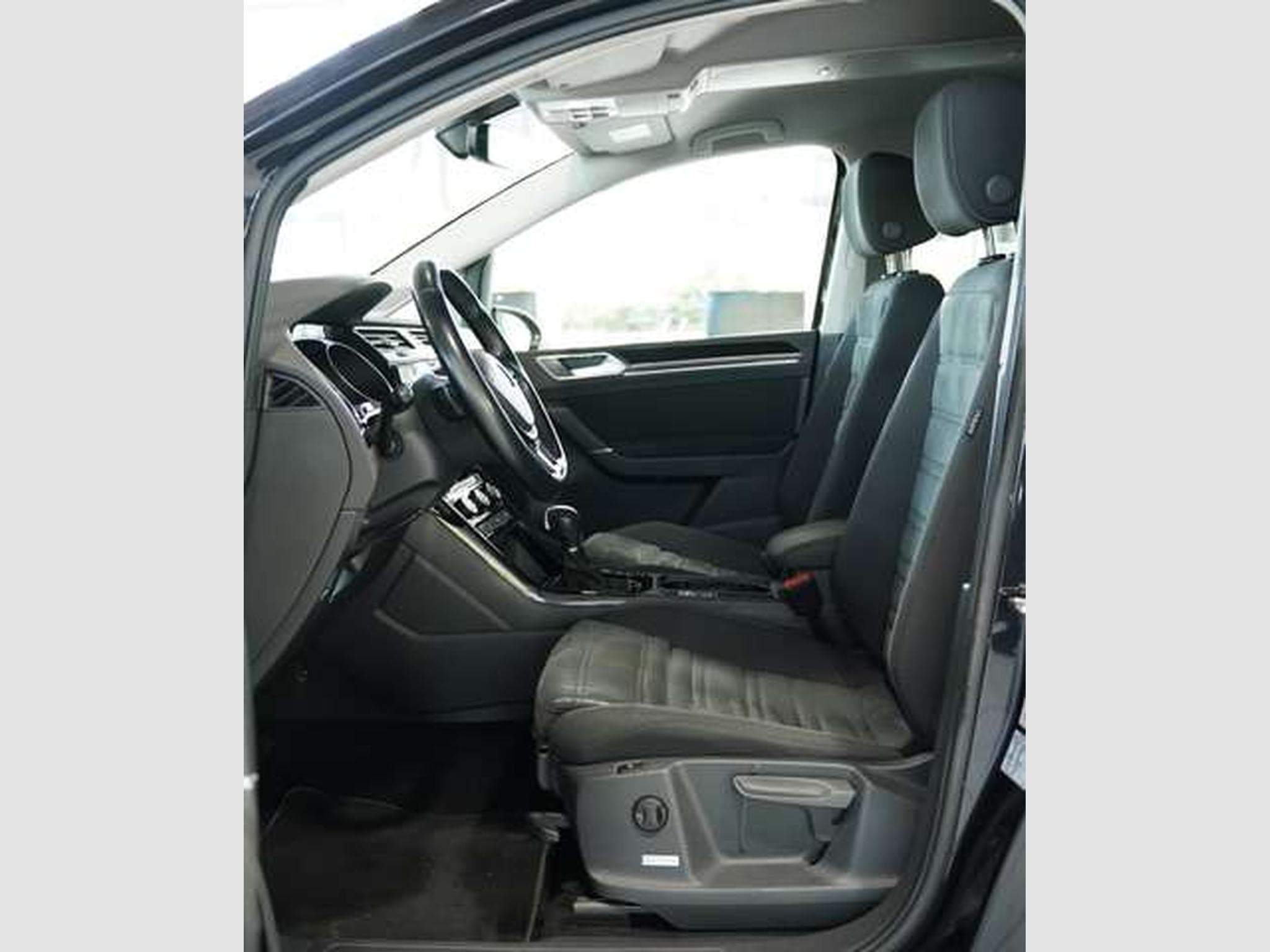 VW Touran Highline BMT *Massage *KAM *ACC *7-Sitzer (2016) - Photo 24