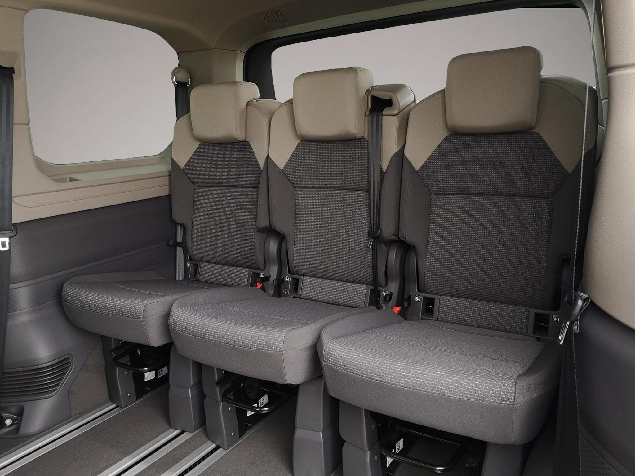 VW Multivan (2029) - Foto 7