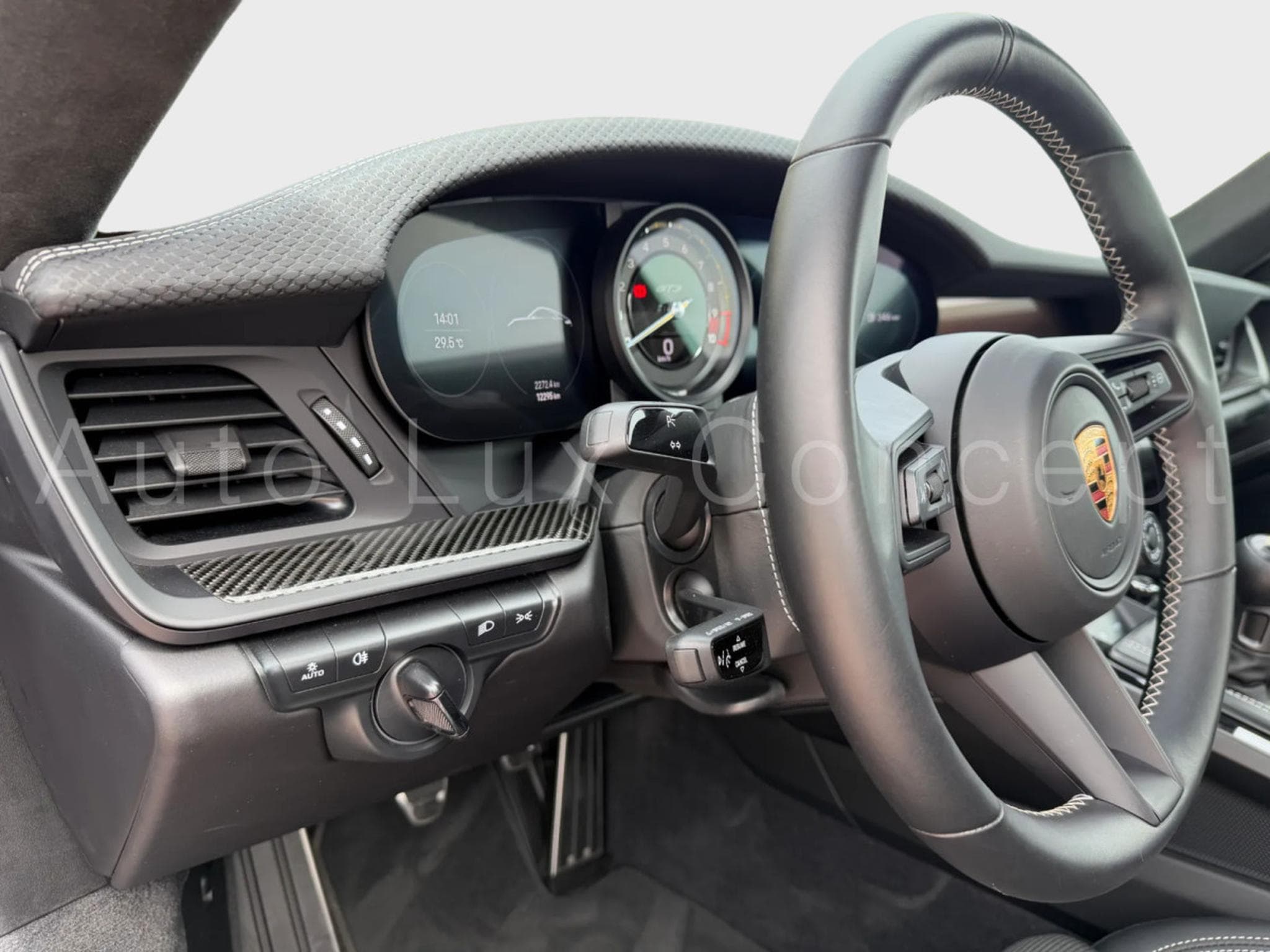 Porsche 911 911 GT3 Pack Touring (2022) - Photo 18