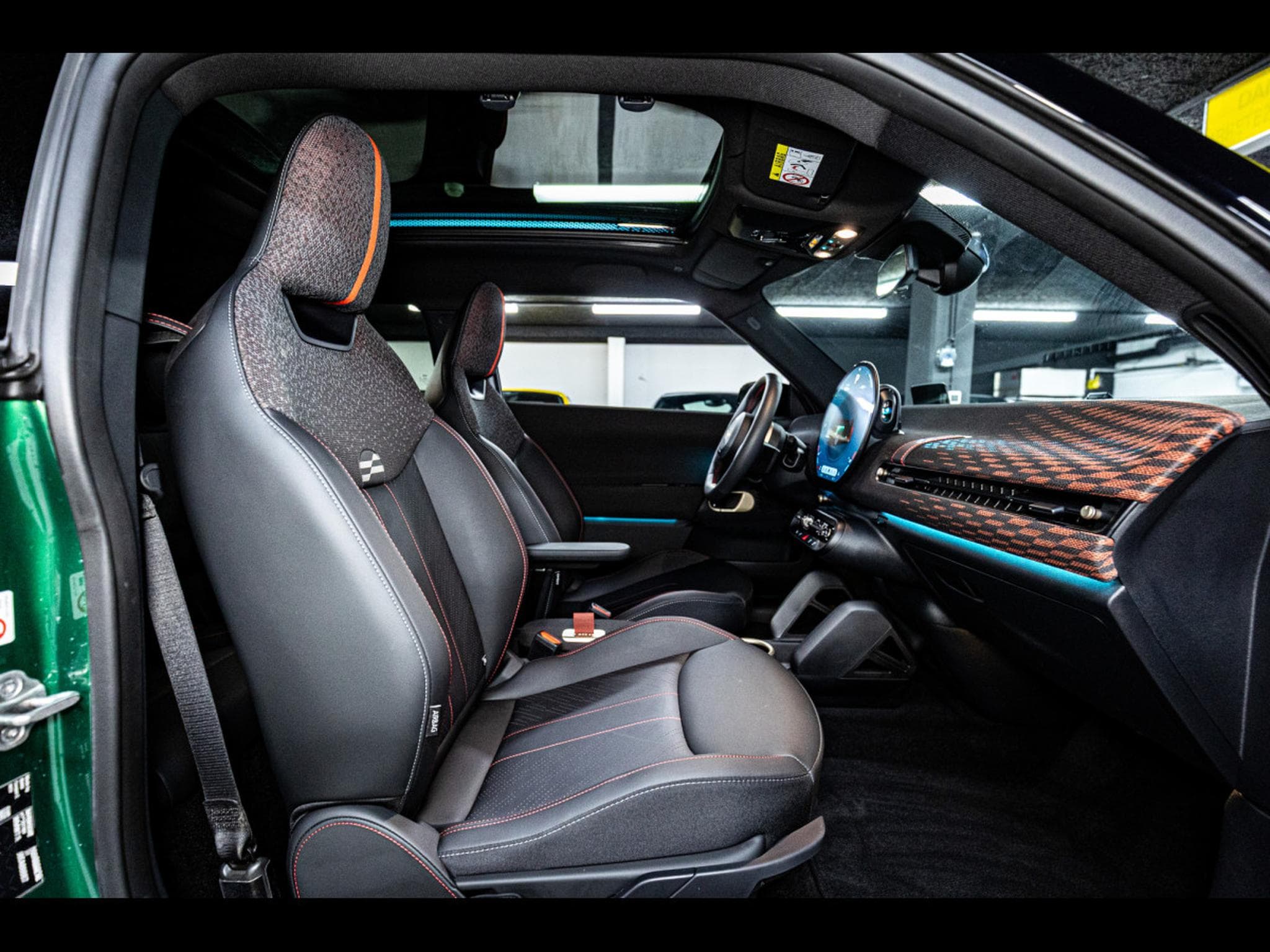 Mini Cooper E 3-DOOR PACK JOHN COOPER WORKS - PACK M - BRITISH RACING GR (2025) - Photo 13