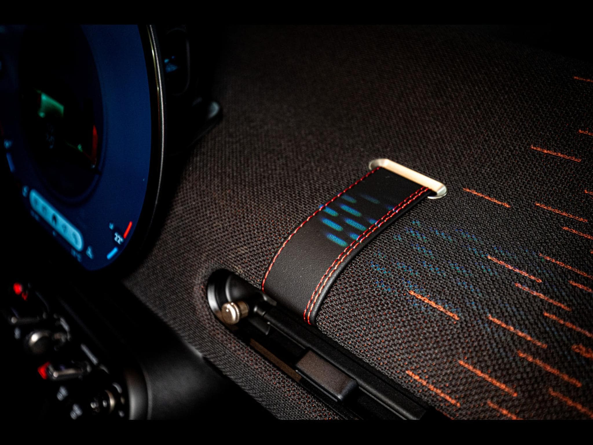 Mini Cooper E 3-DOOR PACK JOHN COOPER WORKS - PACK M - BRITISH RACING GR (2025) - Photo 19