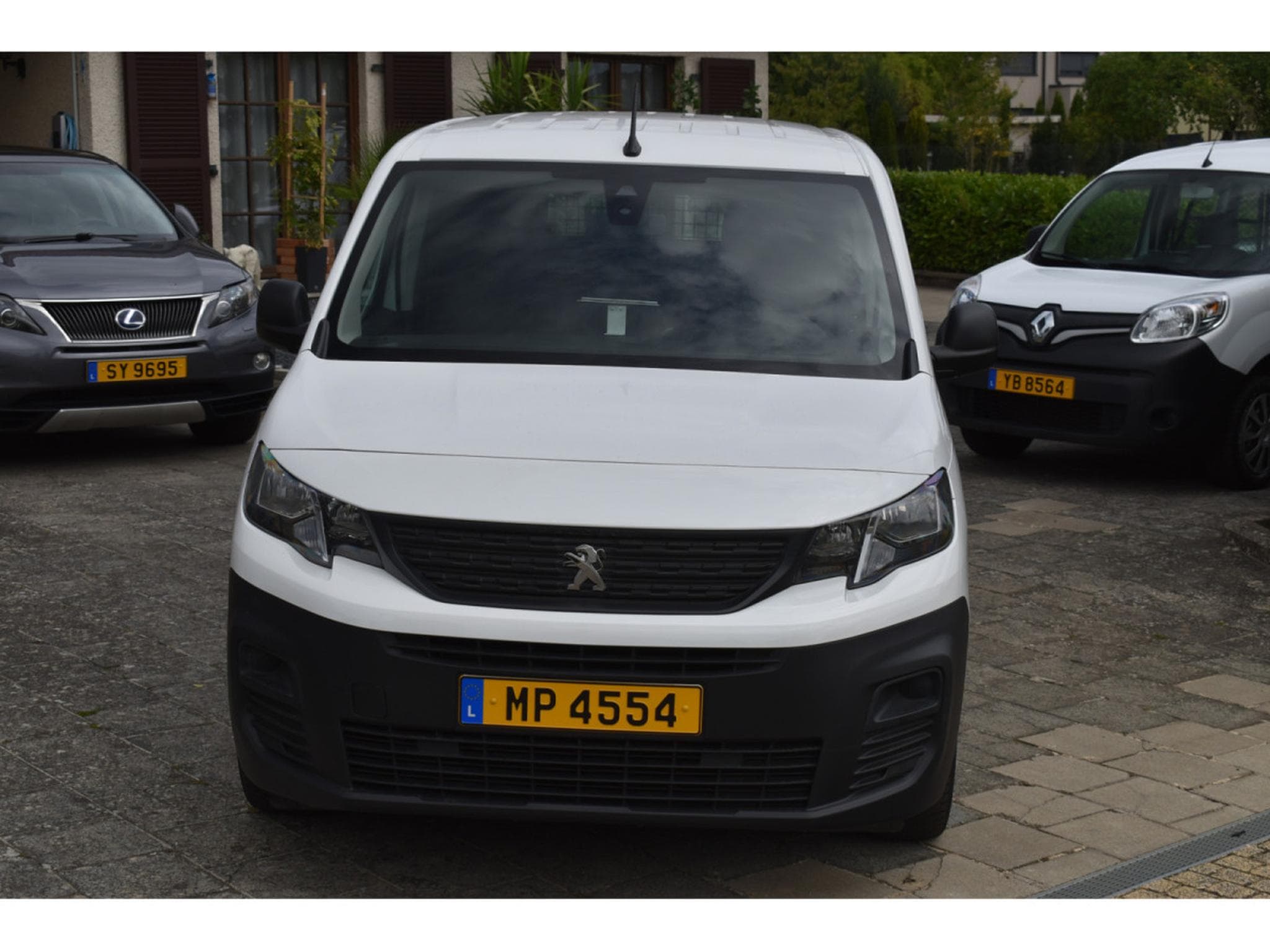 Peugeot Partner Maxi 1,5 HDI 3 places TVA Comprise (2021) - Photo 2