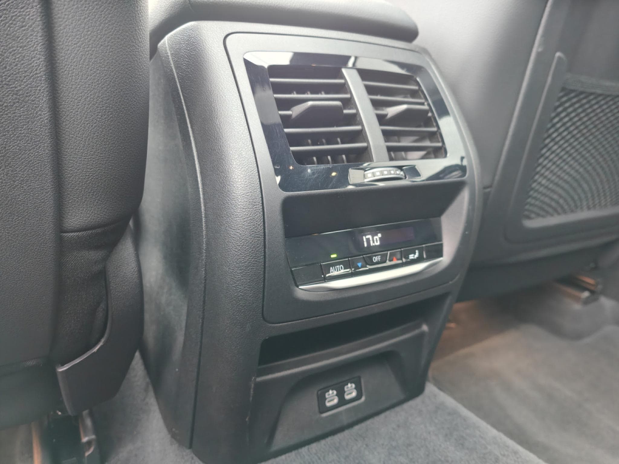 BMW X3 X3 SDRIVE18D CARPLAY GPS TOIT OUVRANT CAMERA 360 (2022) - Photo 12