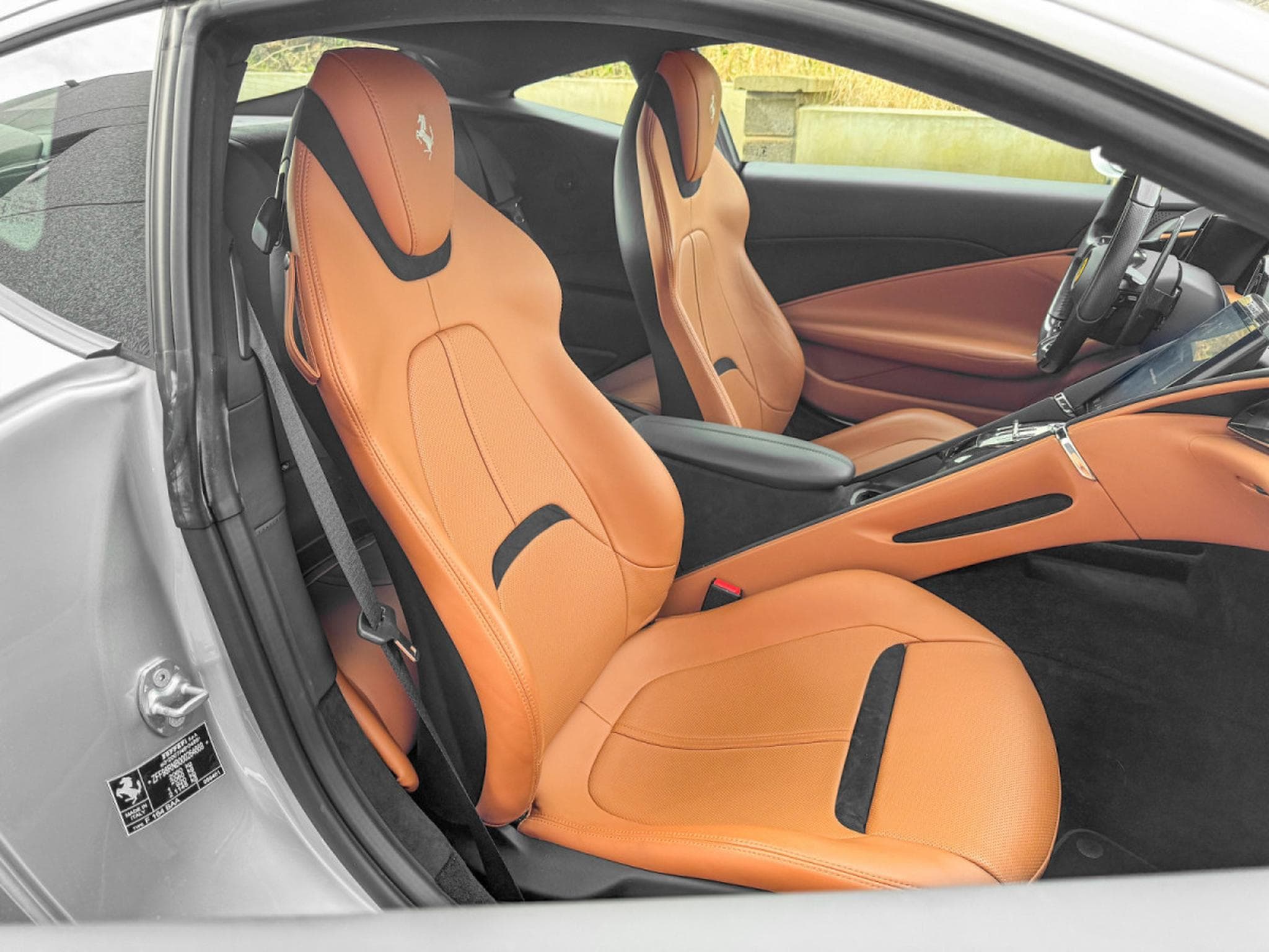 Ferrari Roma 20_ACC_CARBON_360°_MATRIX_*FULL* (2022) - Photo 19