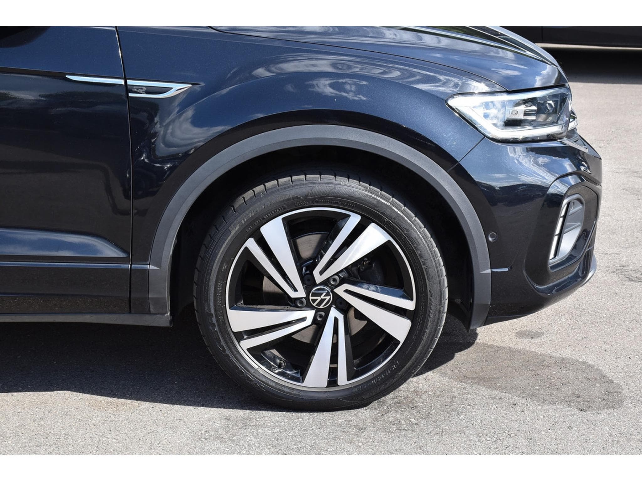 VW T-Roc 2.0 TSI 4Motion R-Line DSG PANO TRAVEL CAM PARK 1° MAIN (2022) - Photo 5
