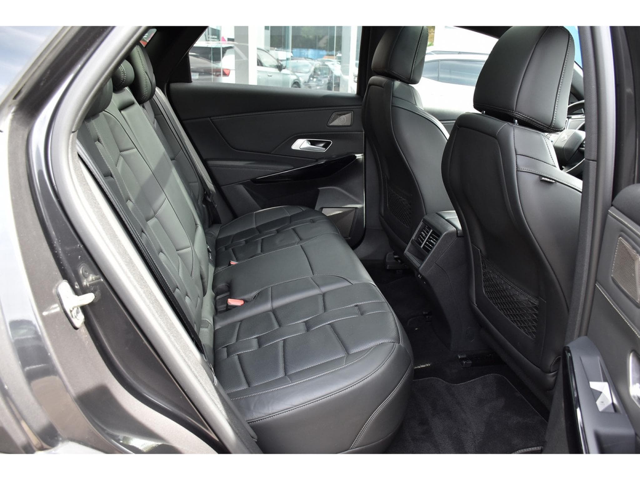 DS Automobiles DS7 1.6 Hybrid PHEV 225 Etoile PANO CUIR MEMO CAM360 1° MAIN (2025) - Photo 8