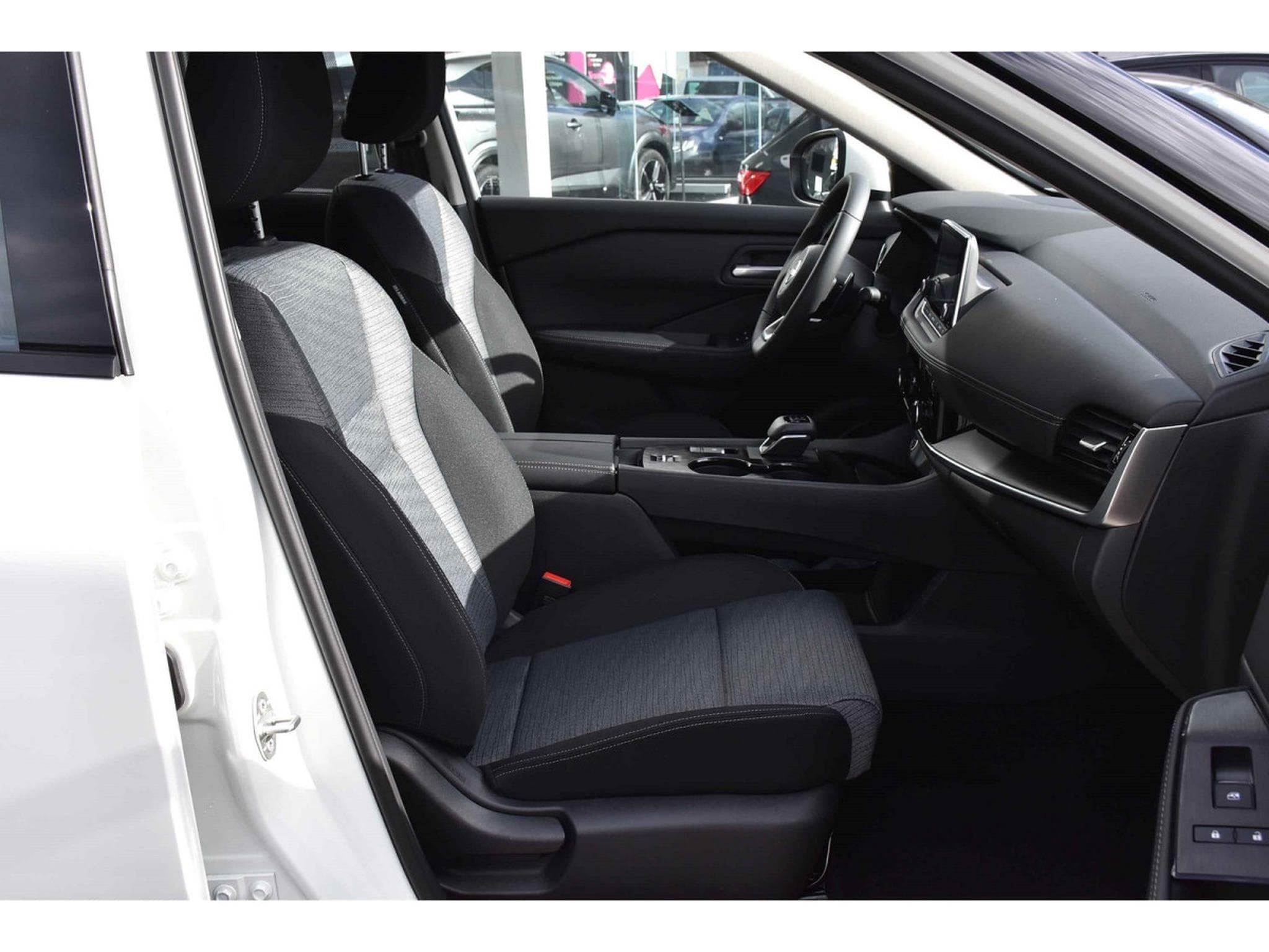 Nissan X-Trail 1.5 MHEV X-Tronic 7PL. SG CHFF ACC LANE SIDE CAM NEUF (2026) - Photo 6
