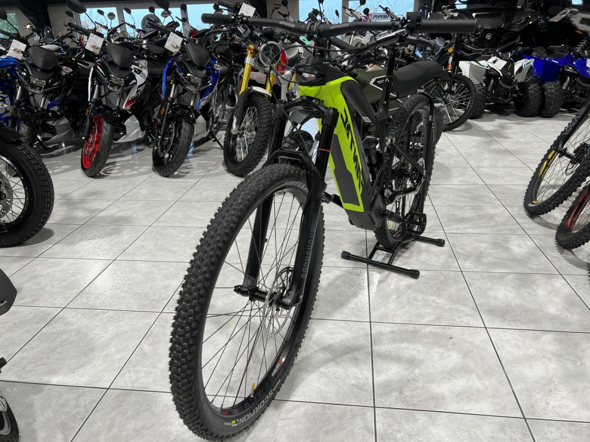 Fantic XTF 1.5 Carbon XL  720 Wh, 29''-29'', freins 2 pistons, 90 Nm (2026) - Photo 2