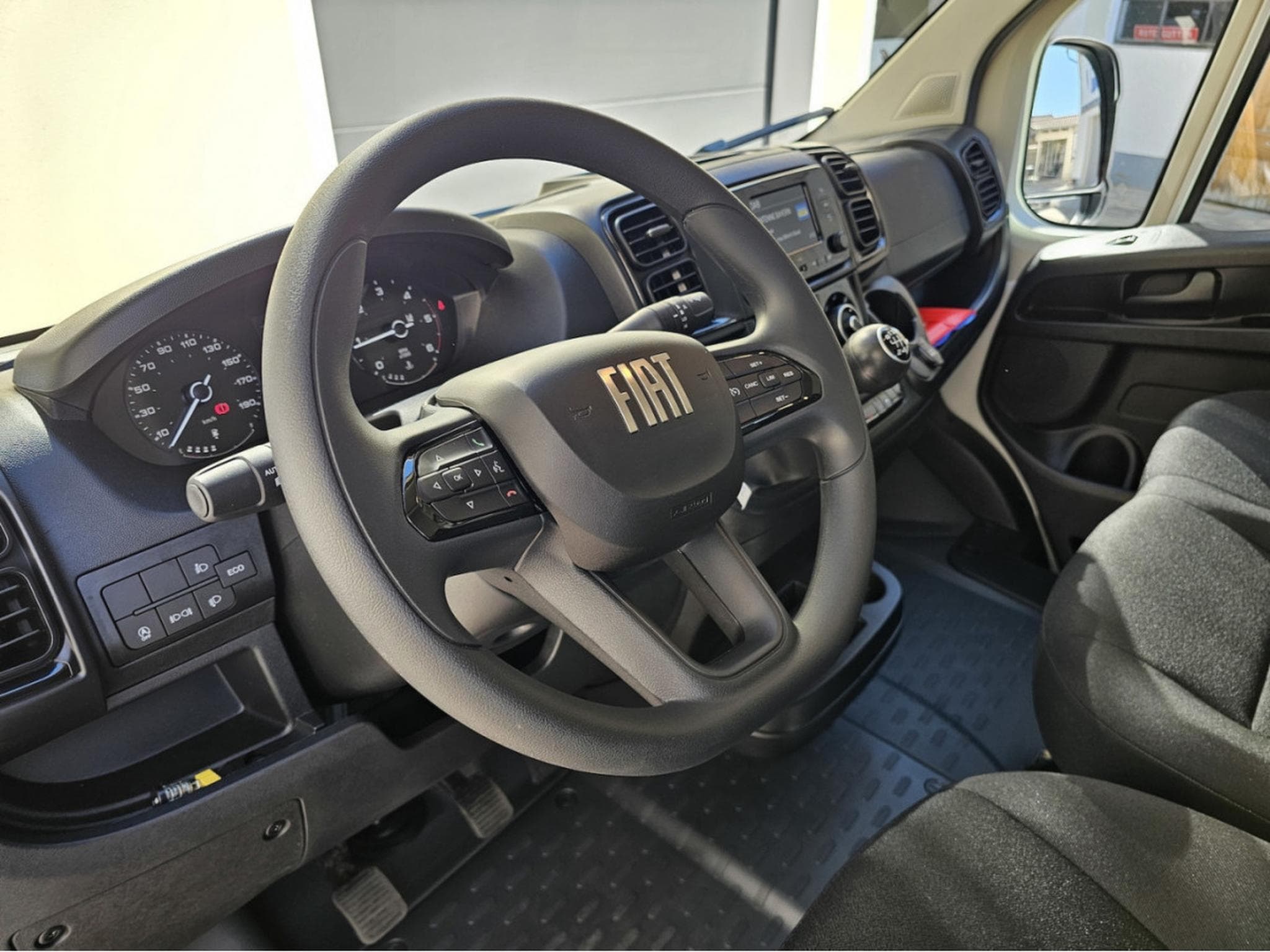 Fiat Ducato 2.2 Mjet 140 Double Cabine L4 Tribenne (2026) - Foto 8