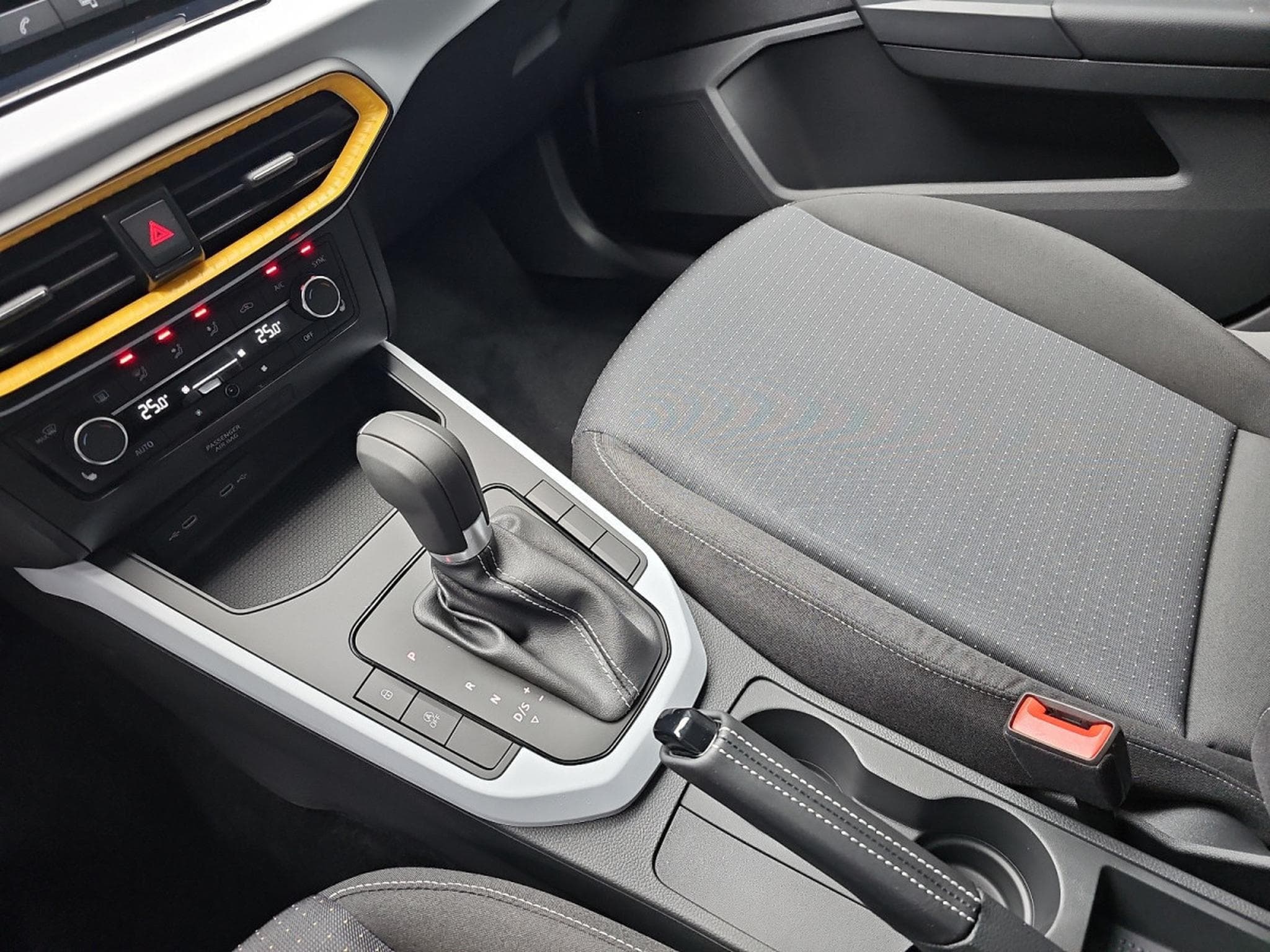 Seat Arona 1.0 TSi 116 DSG  Style (2026) - Photo 12