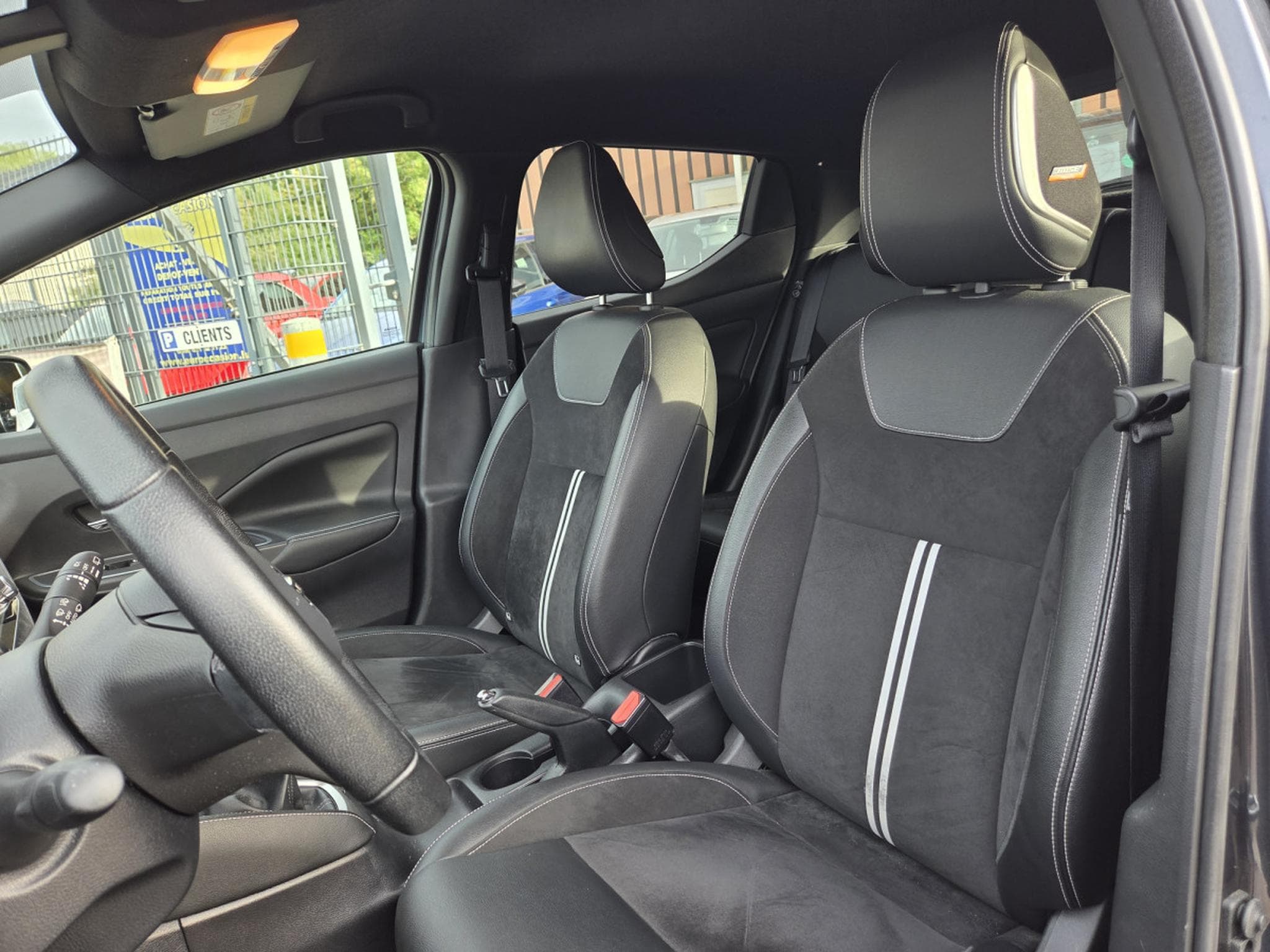 Nissan Micra N-SPORT (2021) - Photo 9